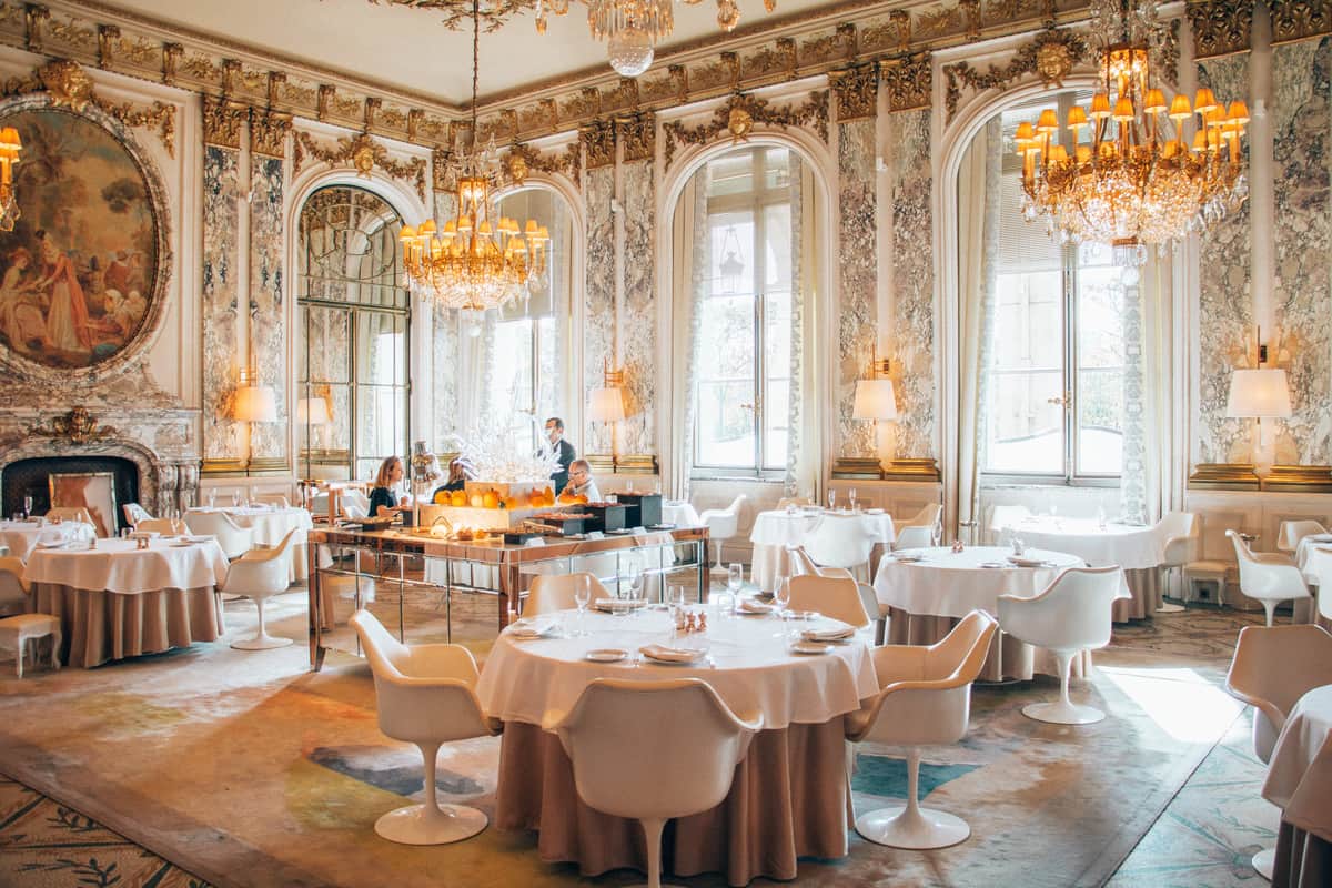 Le Meurice honeymoon in paris book