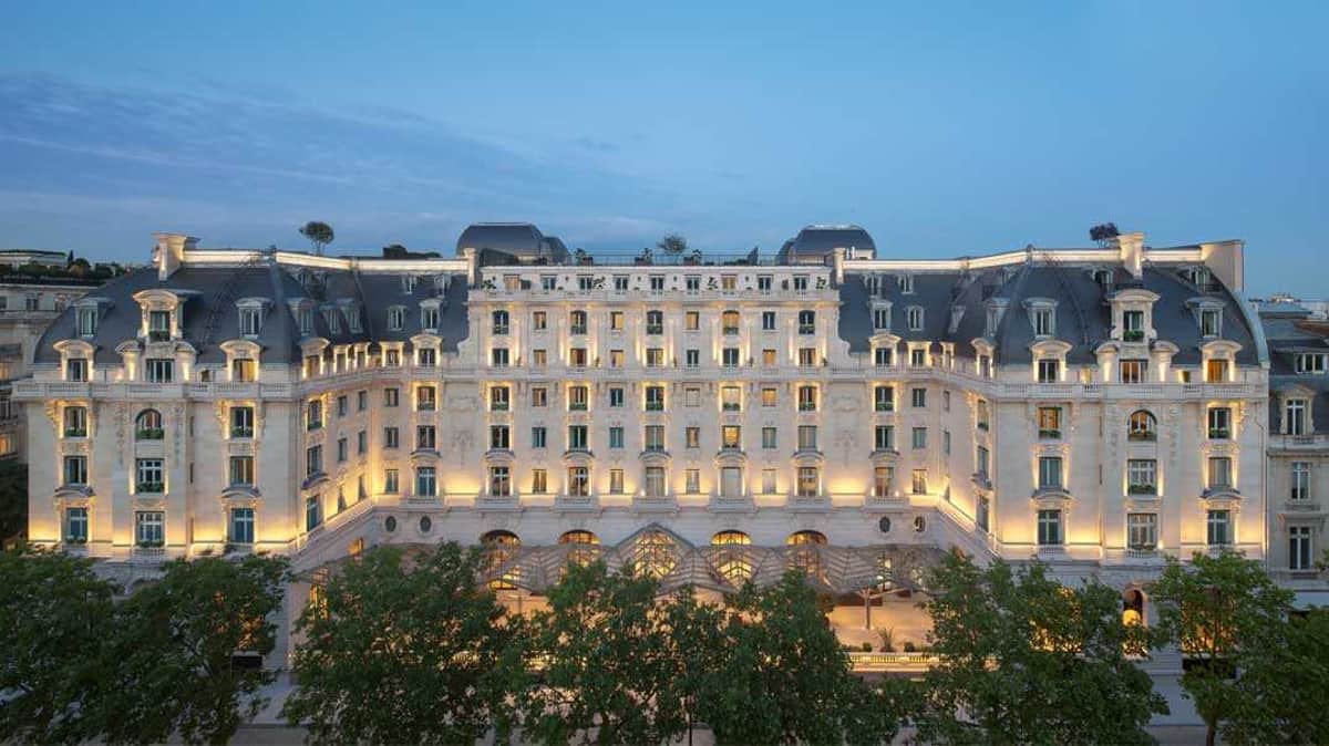 The peninsula paris