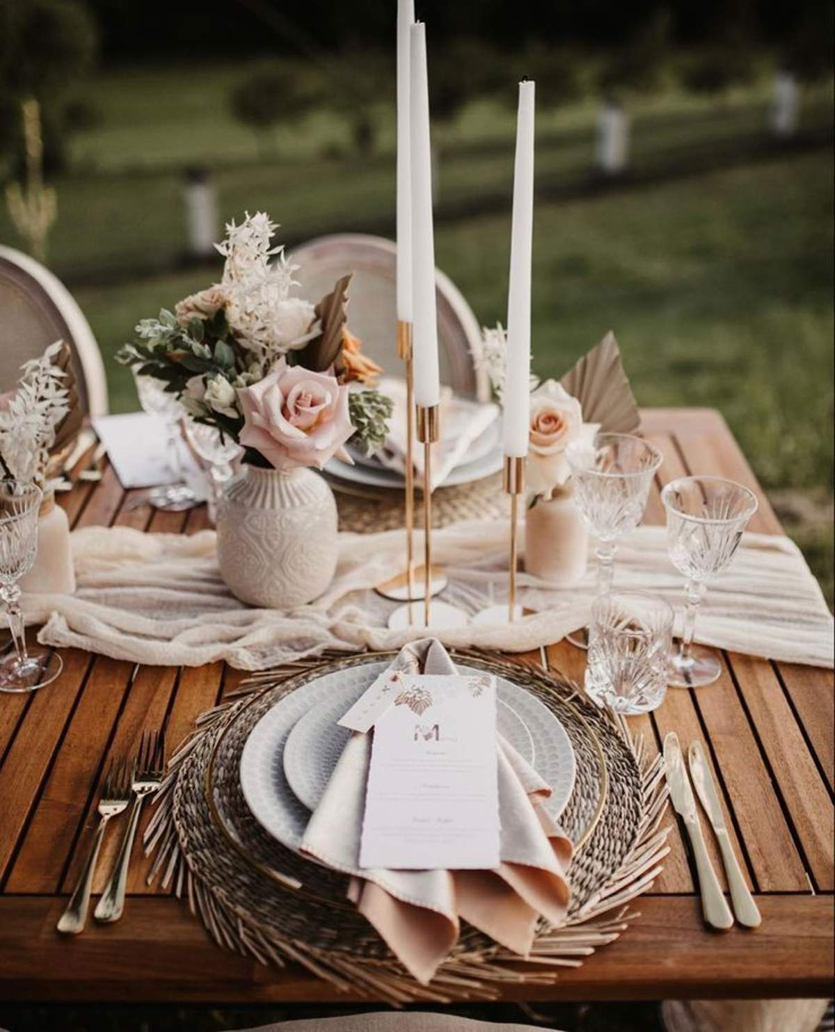 table boho decor wedding