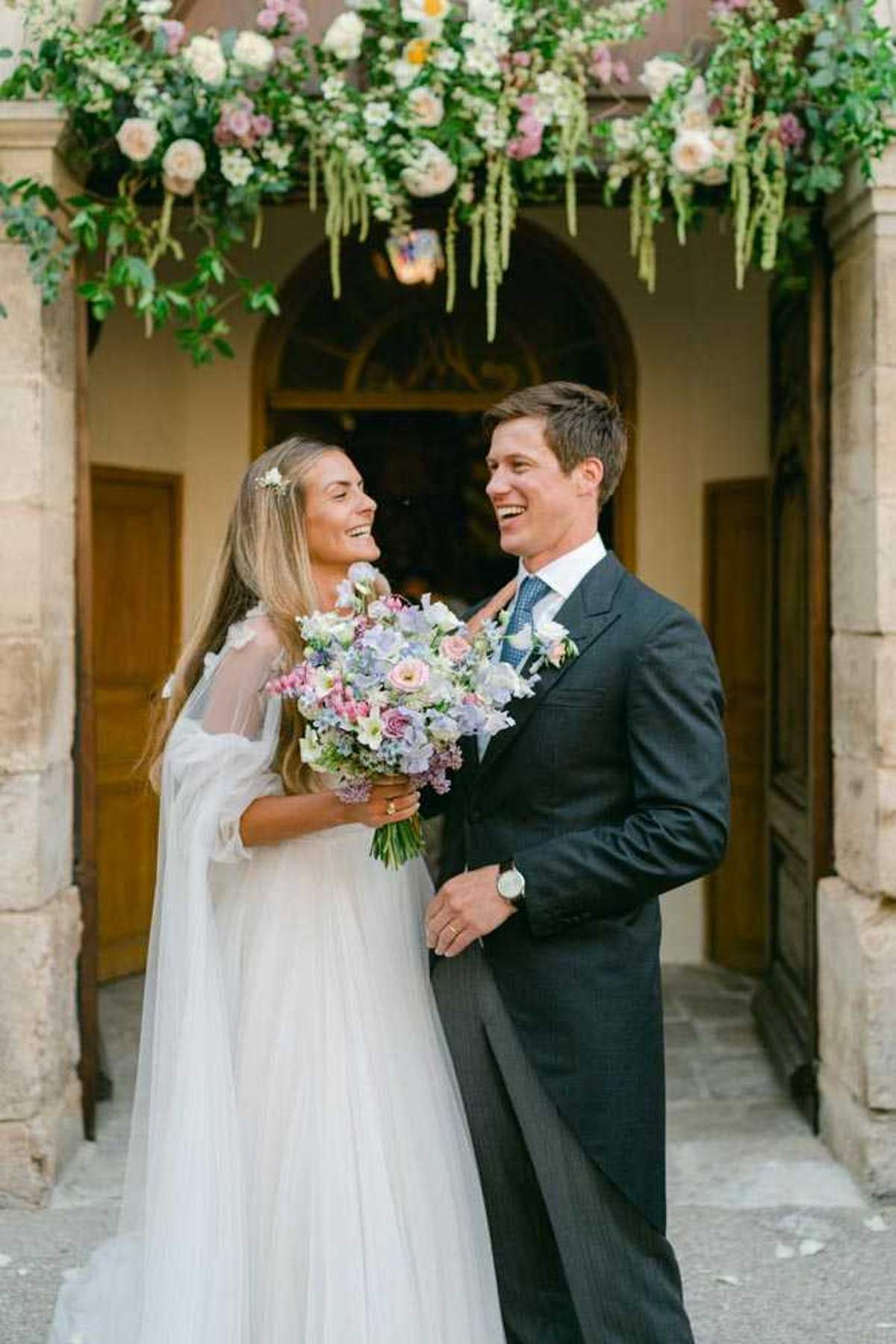 A Provencal Wedding with Cape Gown Drama at Chateau de Robernier