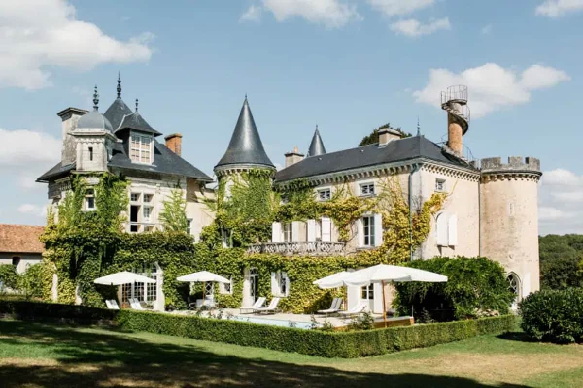 Saint Victor La Grand Maison Loire Valley wedding venue