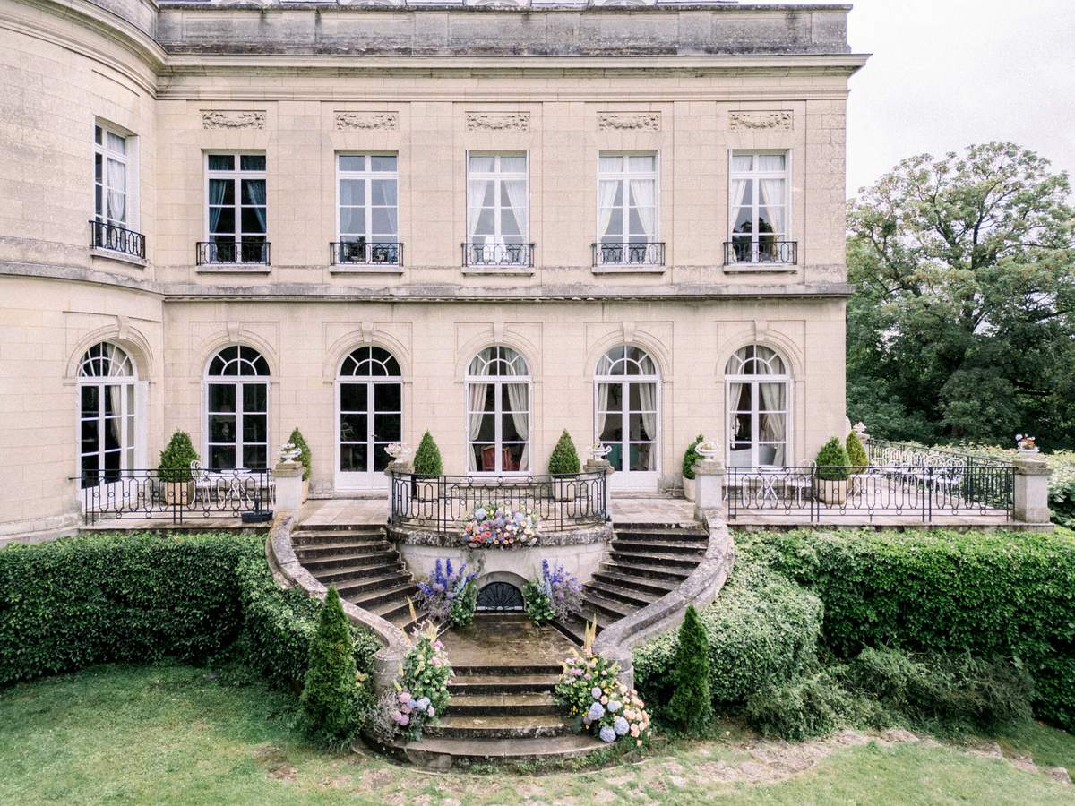 Château du Prieuré d'Evecquemont aude lucas photographe french wedding style 48