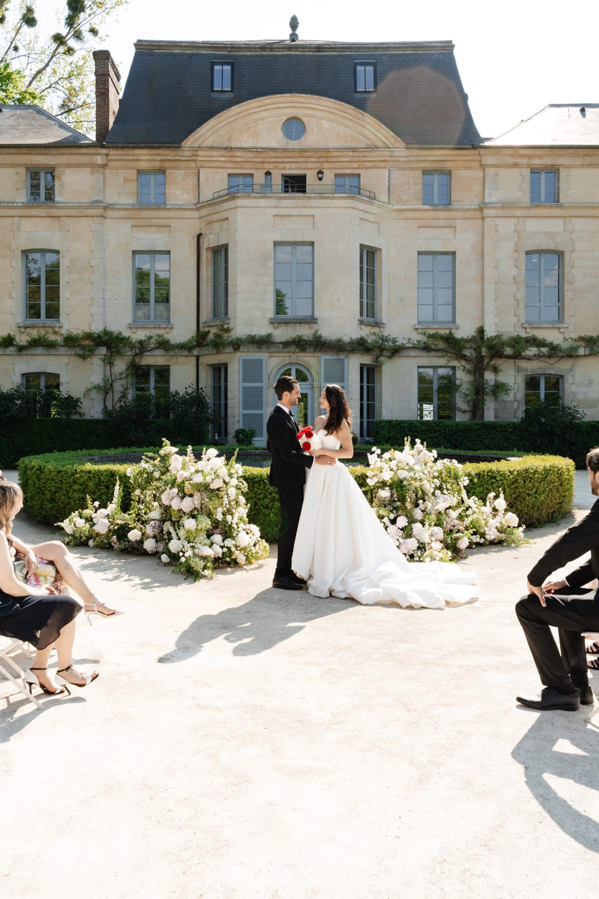 Parisian Bistro Charm and Fountain Ceremony at Domaine de Primard, Île-de-France