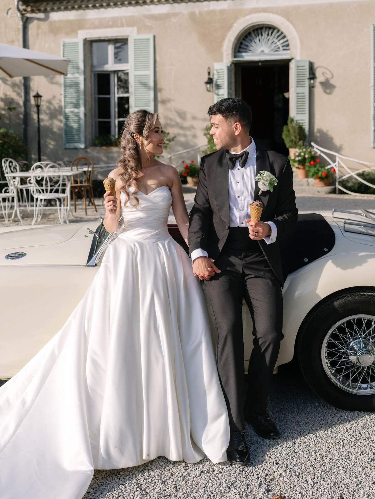 Two Gowns and All-White Florals at Domaine le Castelet, Occitanie
