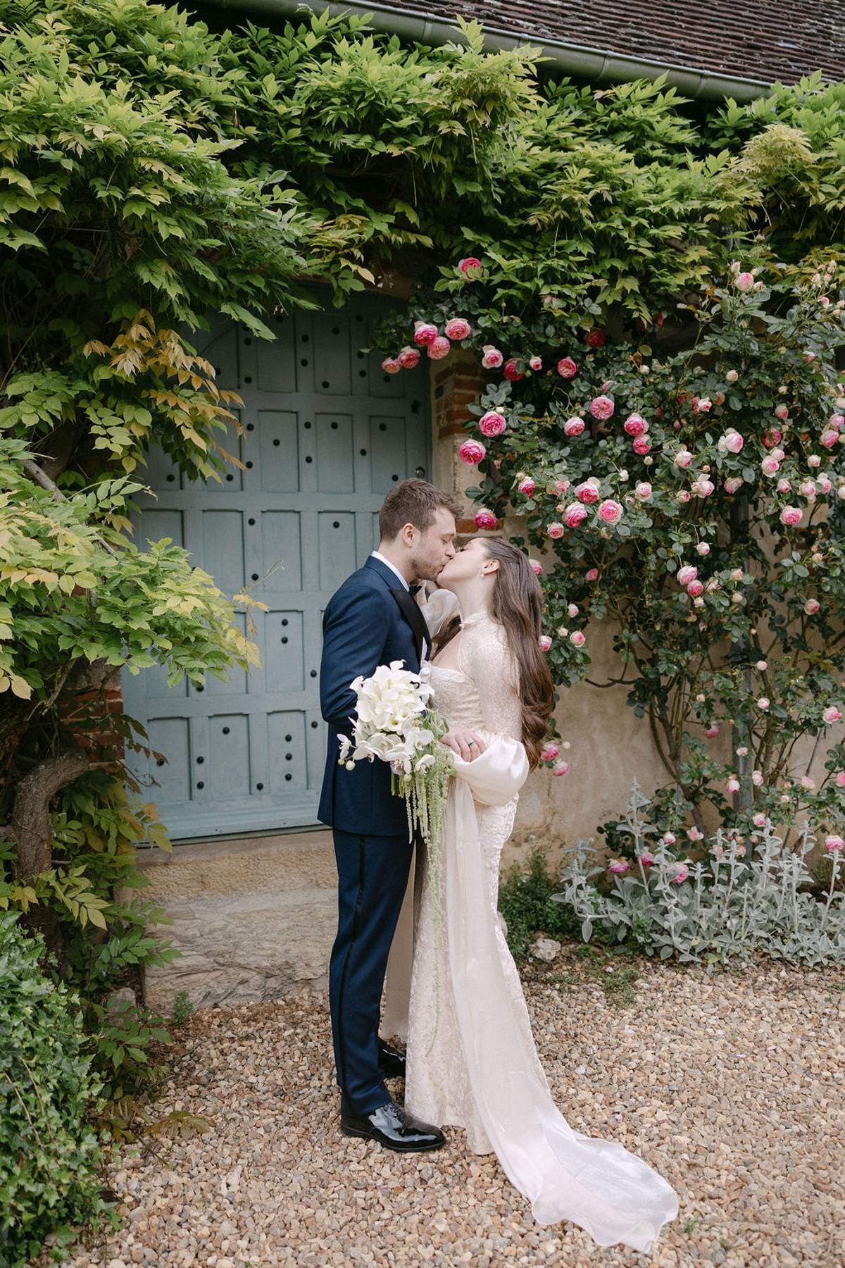 A French-American Wedding at Manoir de Vacheresses