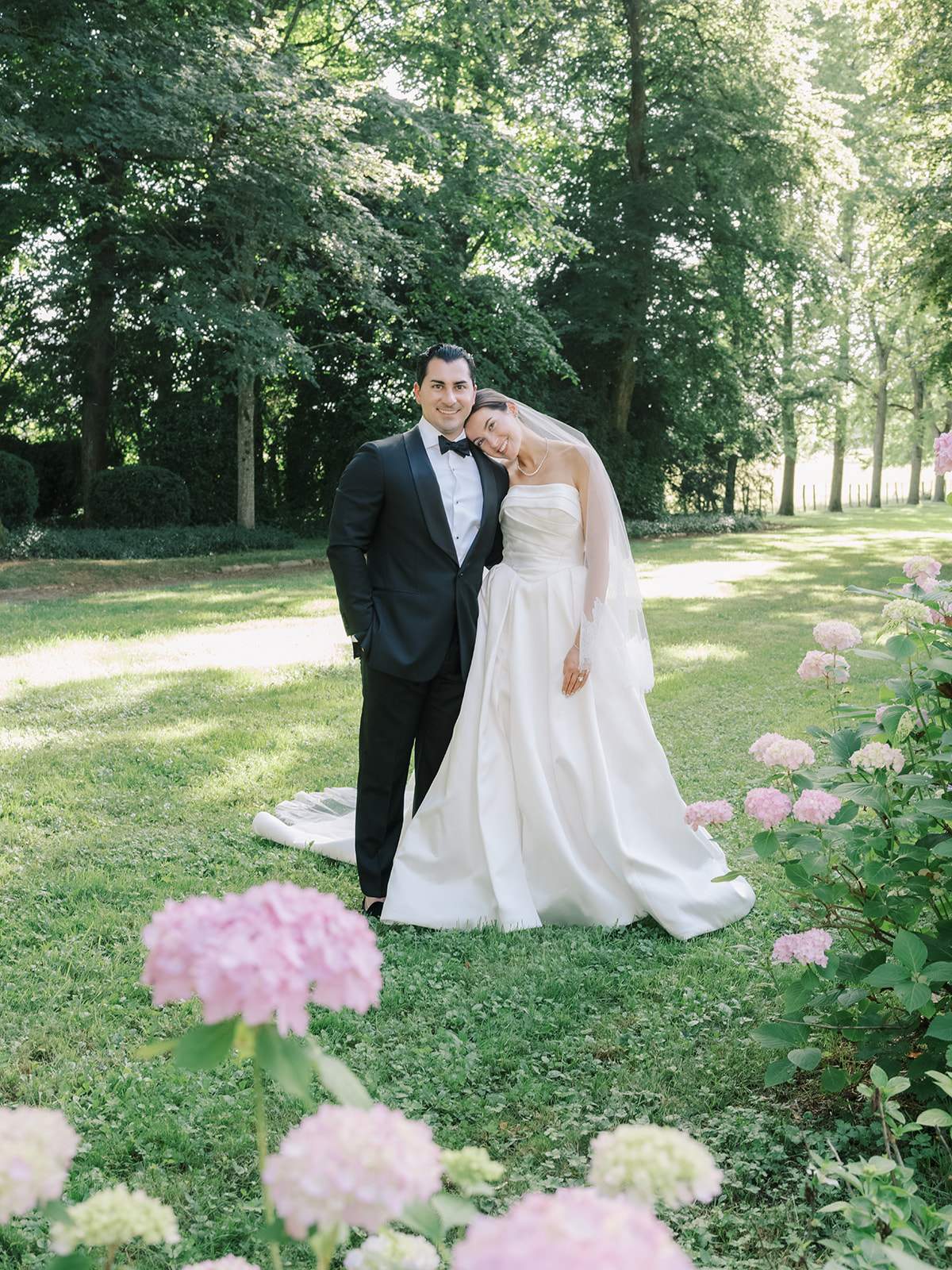 An Intimate Summer Wedding at a Private Château in Burgundy