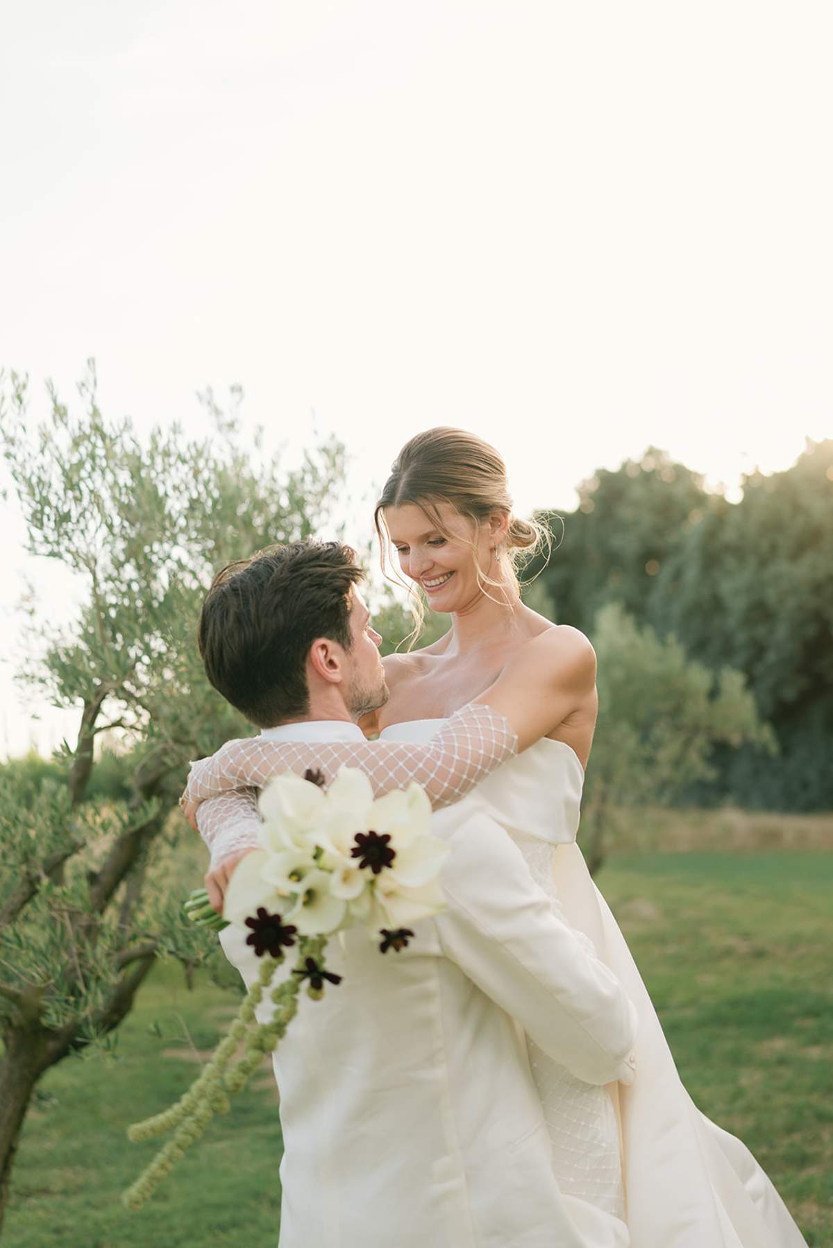 An Open-Air Wedding with Calla Lilies at Le Petit Roulet