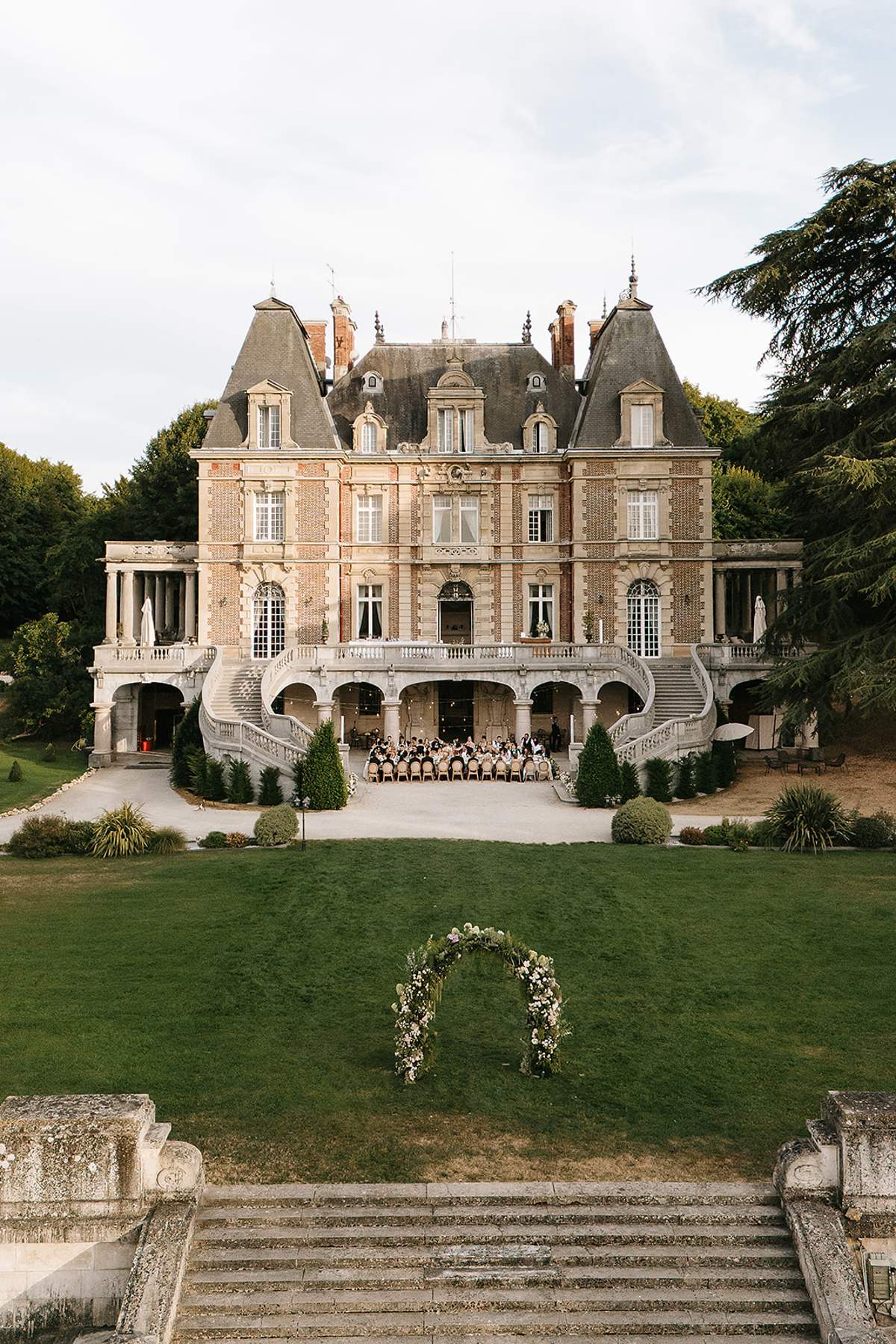 Two Staircases and a Croquembouche at Château Bouffémont