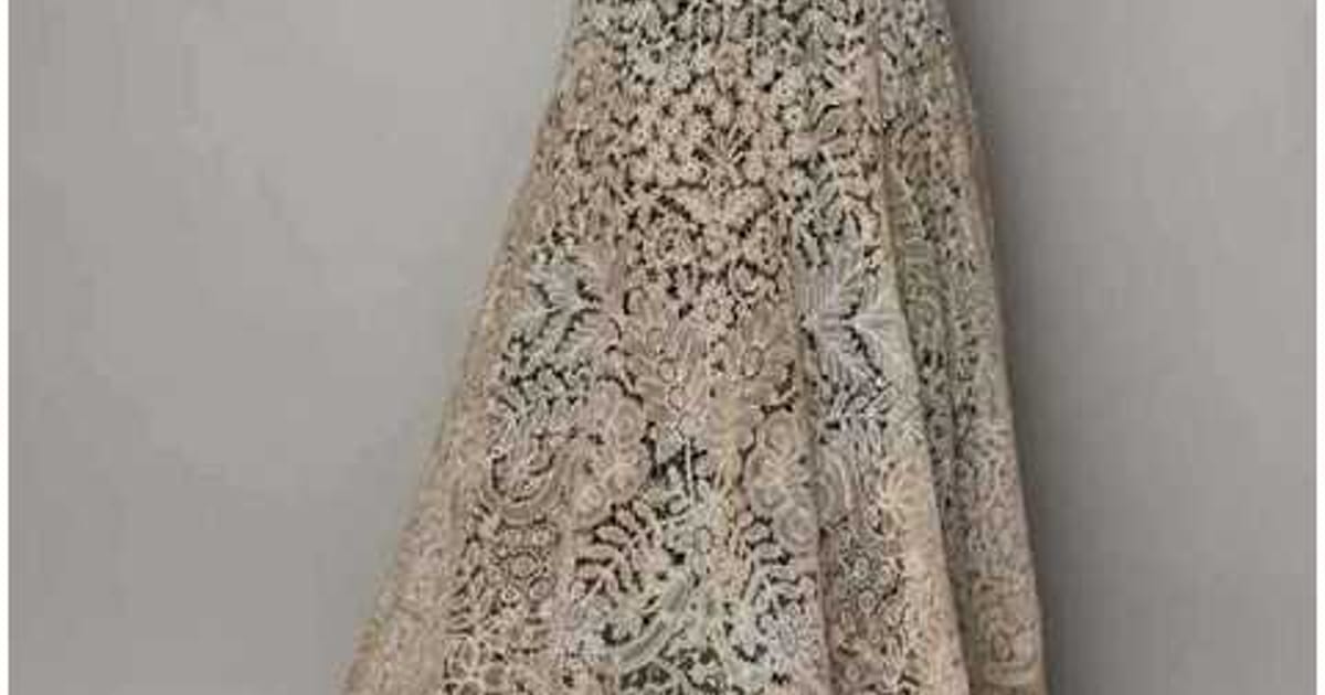 Vintage Lace Wedding Ideas | FWS