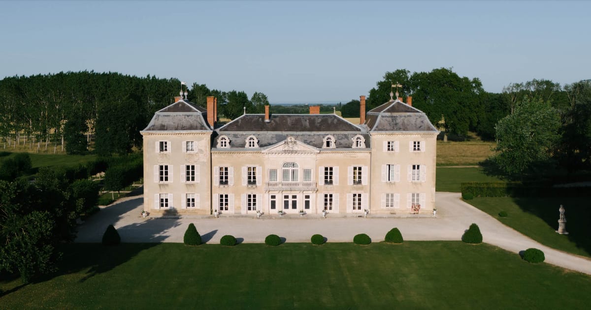 Chateau de Varennes: South Burgundy Wedding Venue | FWS