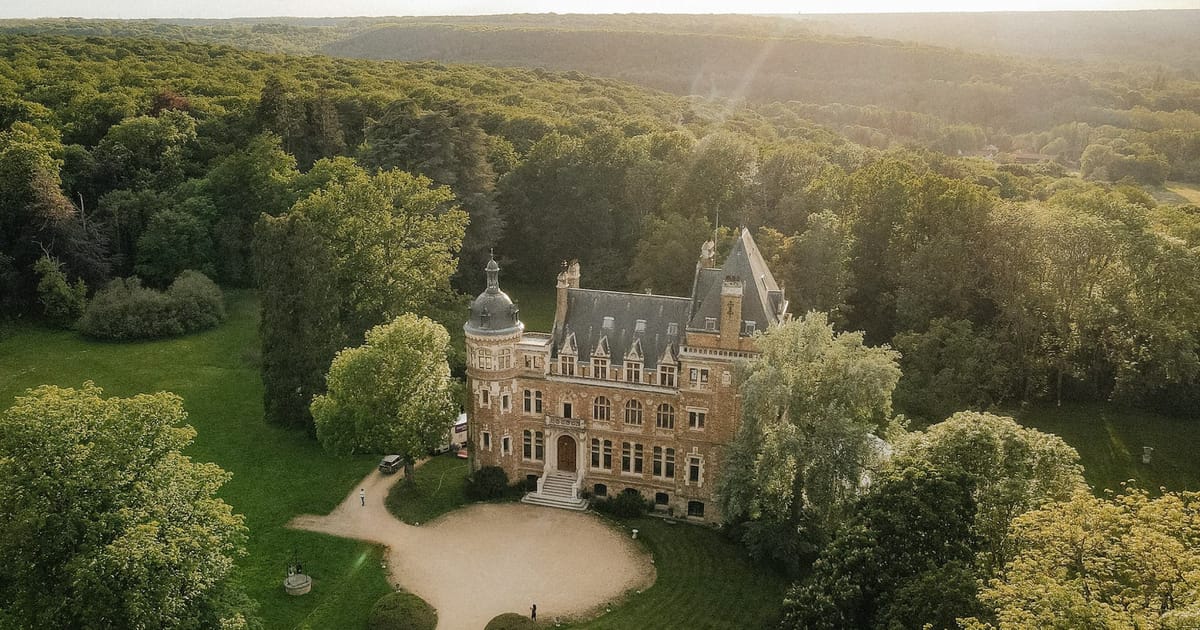 Chateau de Meridon Wedding Venue | FWS