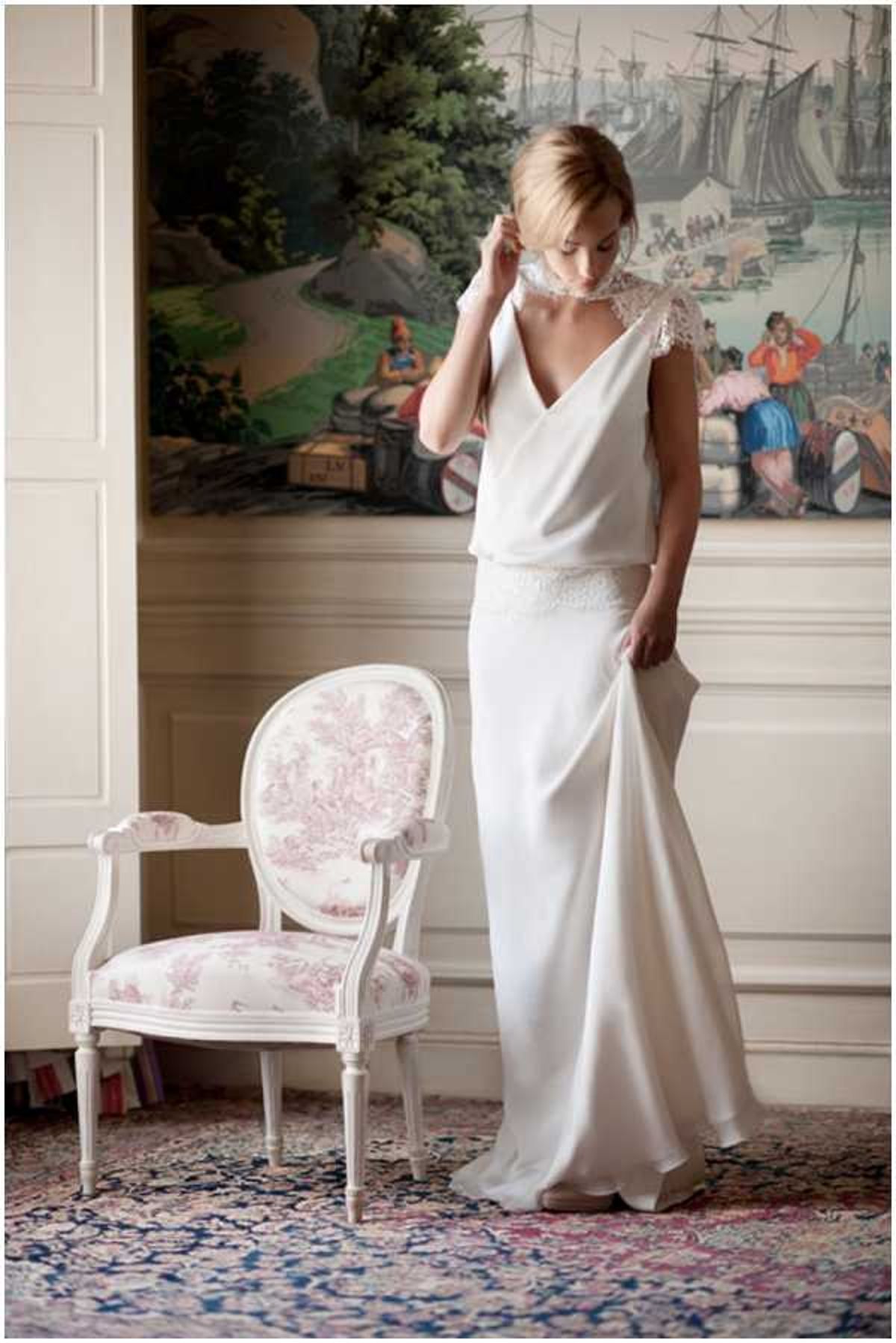 relaxed wedding dress