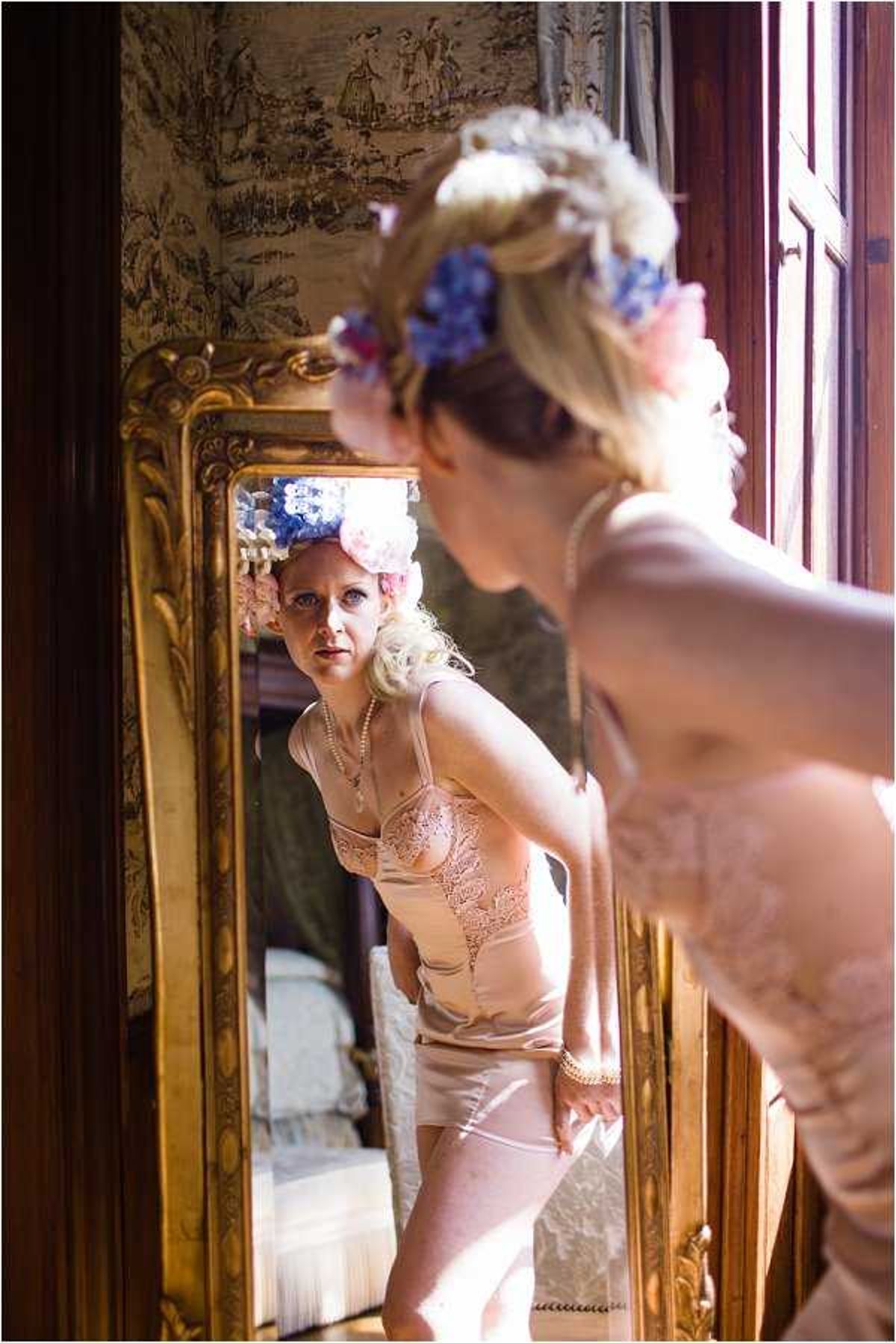 marie antoinette boudoir session