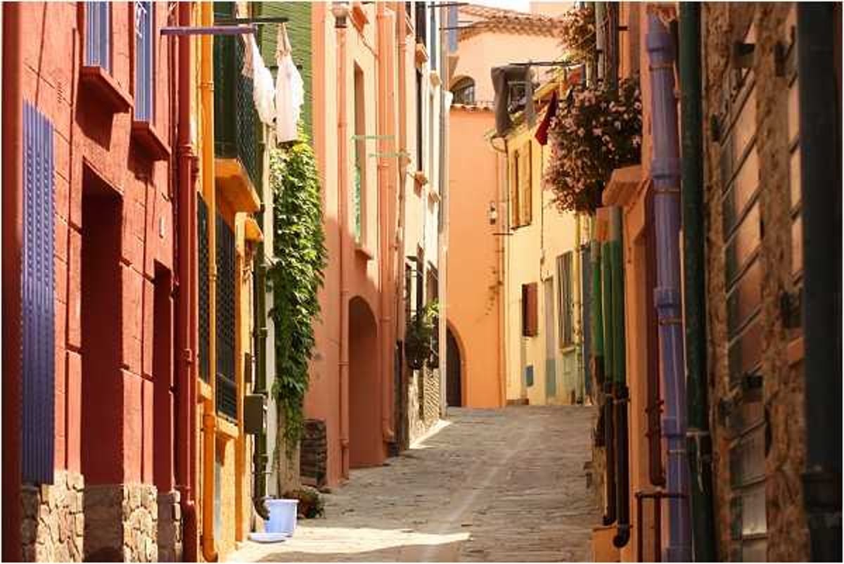 cobbled streets of Collioure