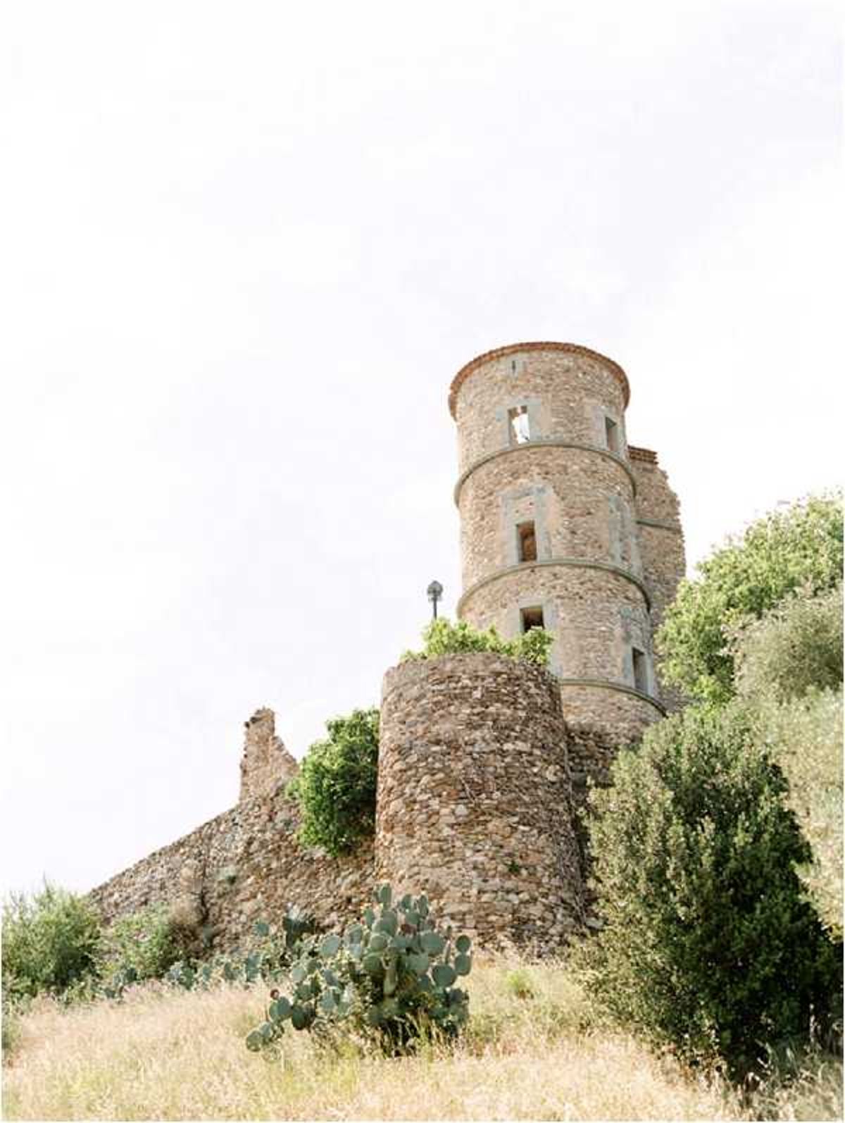 French castle - Hannah Duffy Photography