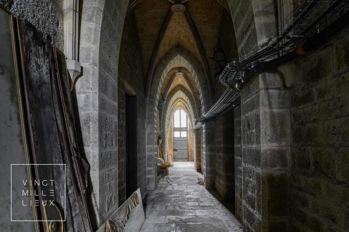 french wedding style Chateau de Bournel