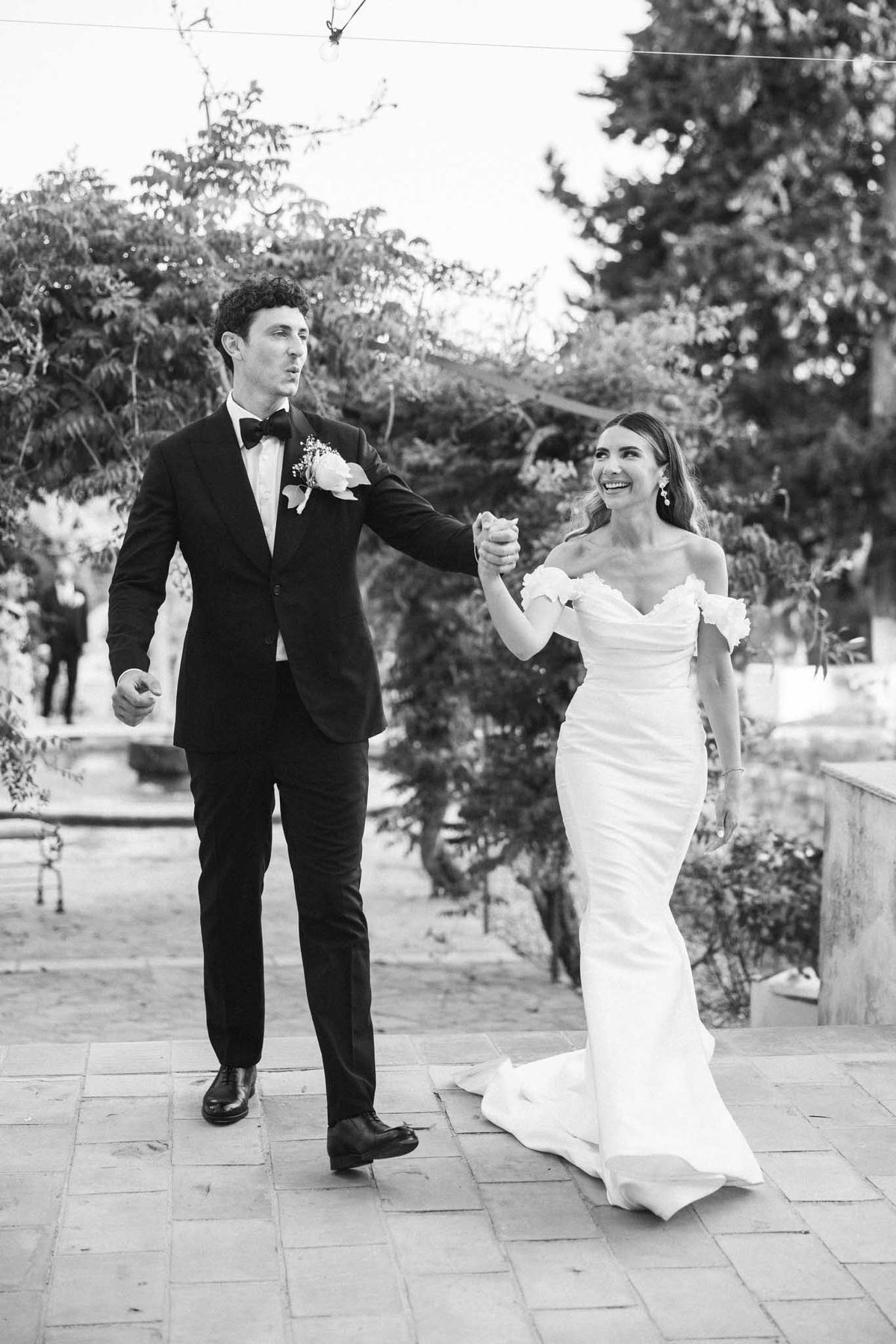 Couple portrait at Chateau Les Crostes vineyard photographed by Rodriguez Wedding Photographer