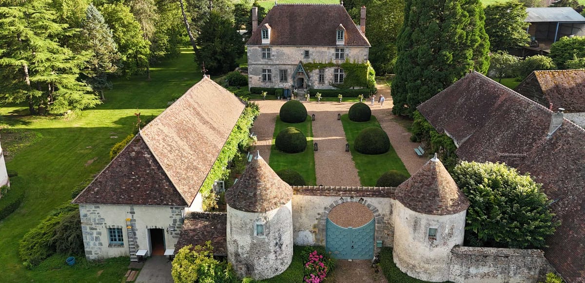 manoir de vacheresses affordable wedding venue near paris