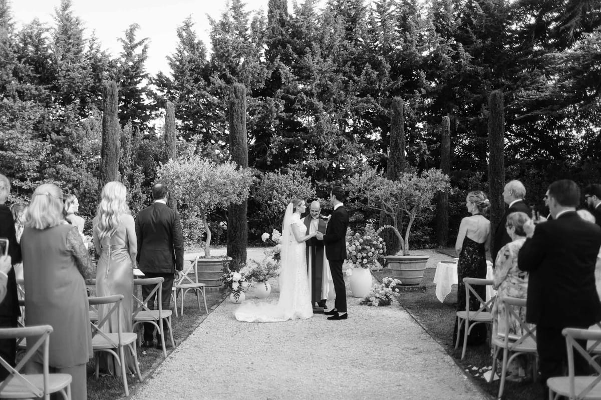 Your French Wedding Day Timeline: Morning to After Midnight