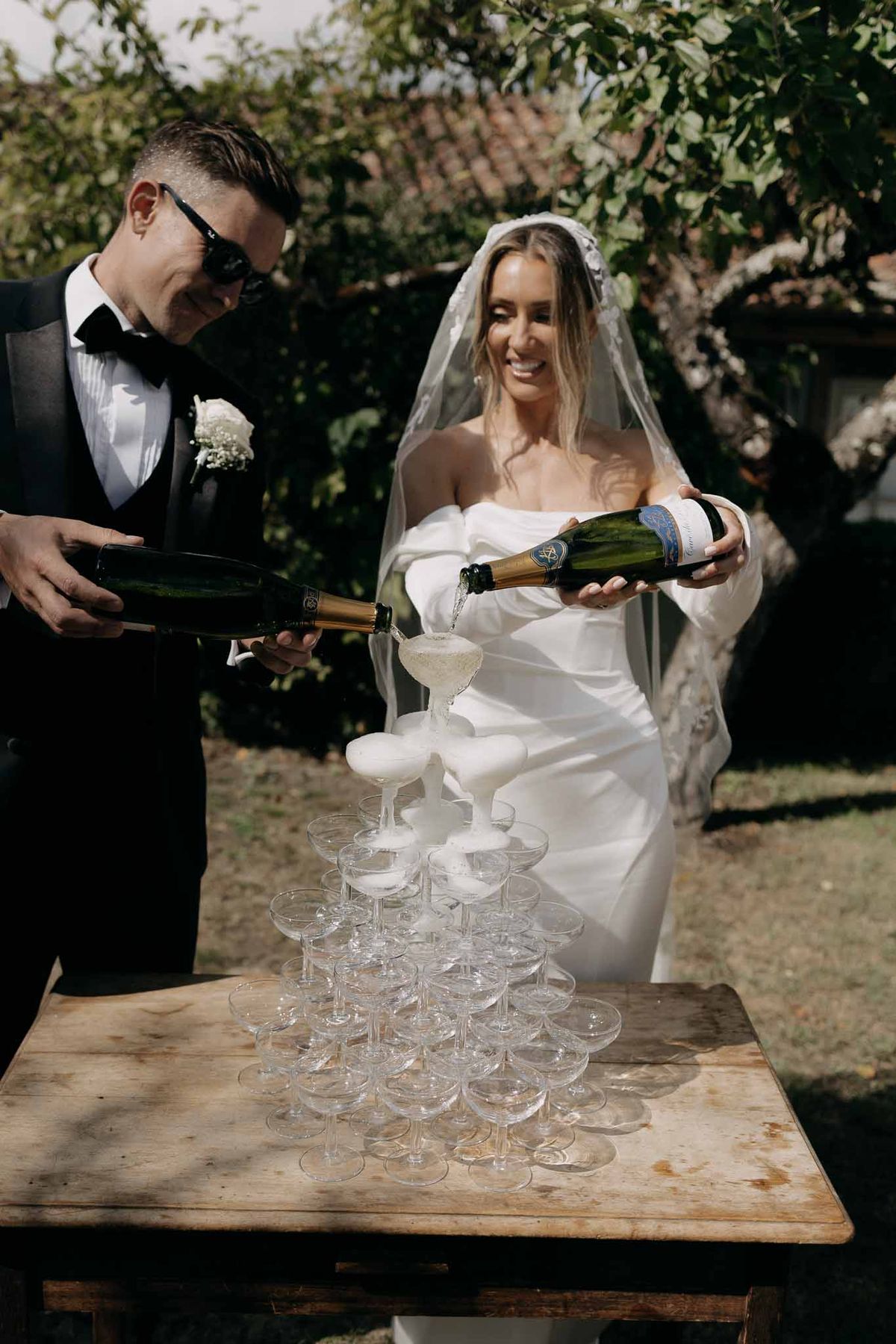 Wedding cocktail hour in a garden