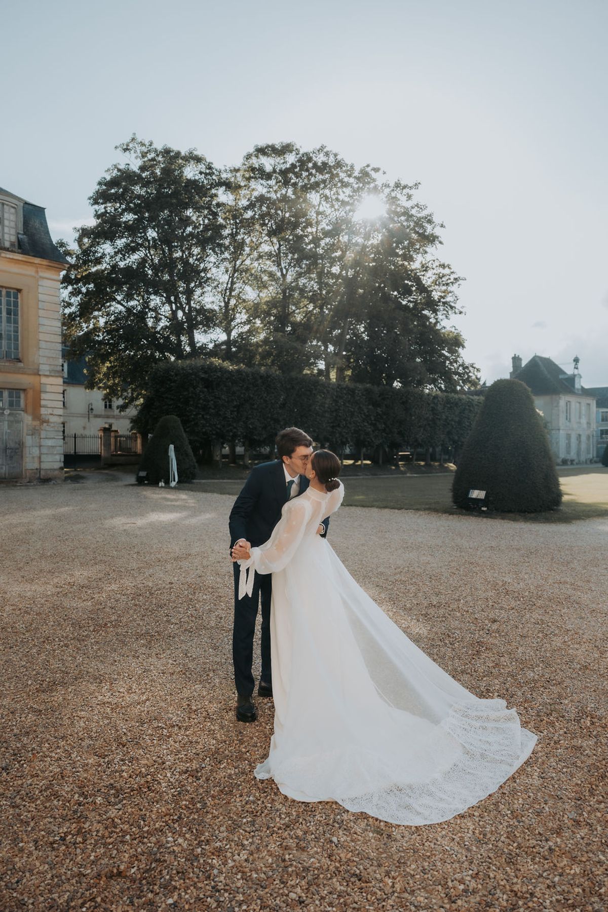 A Last-Minute Church Change at Château d'Hénonville