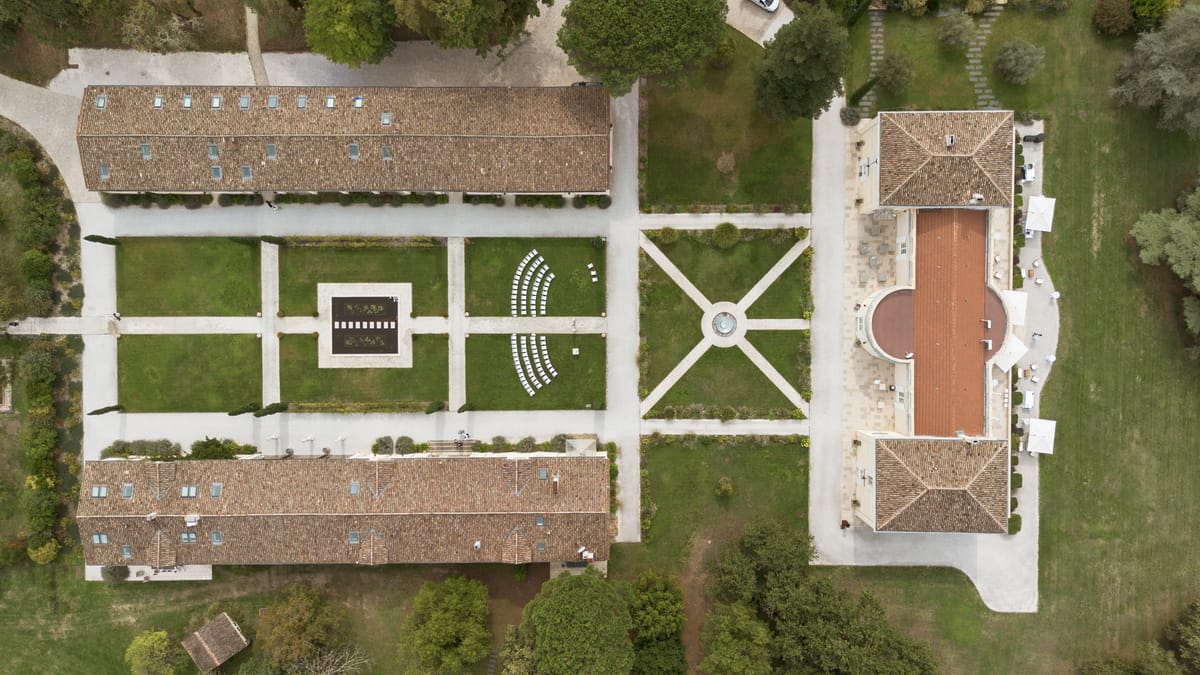 Top-down aerial of Chateau Gassies courtyard, Nouvelle-Aquitaine