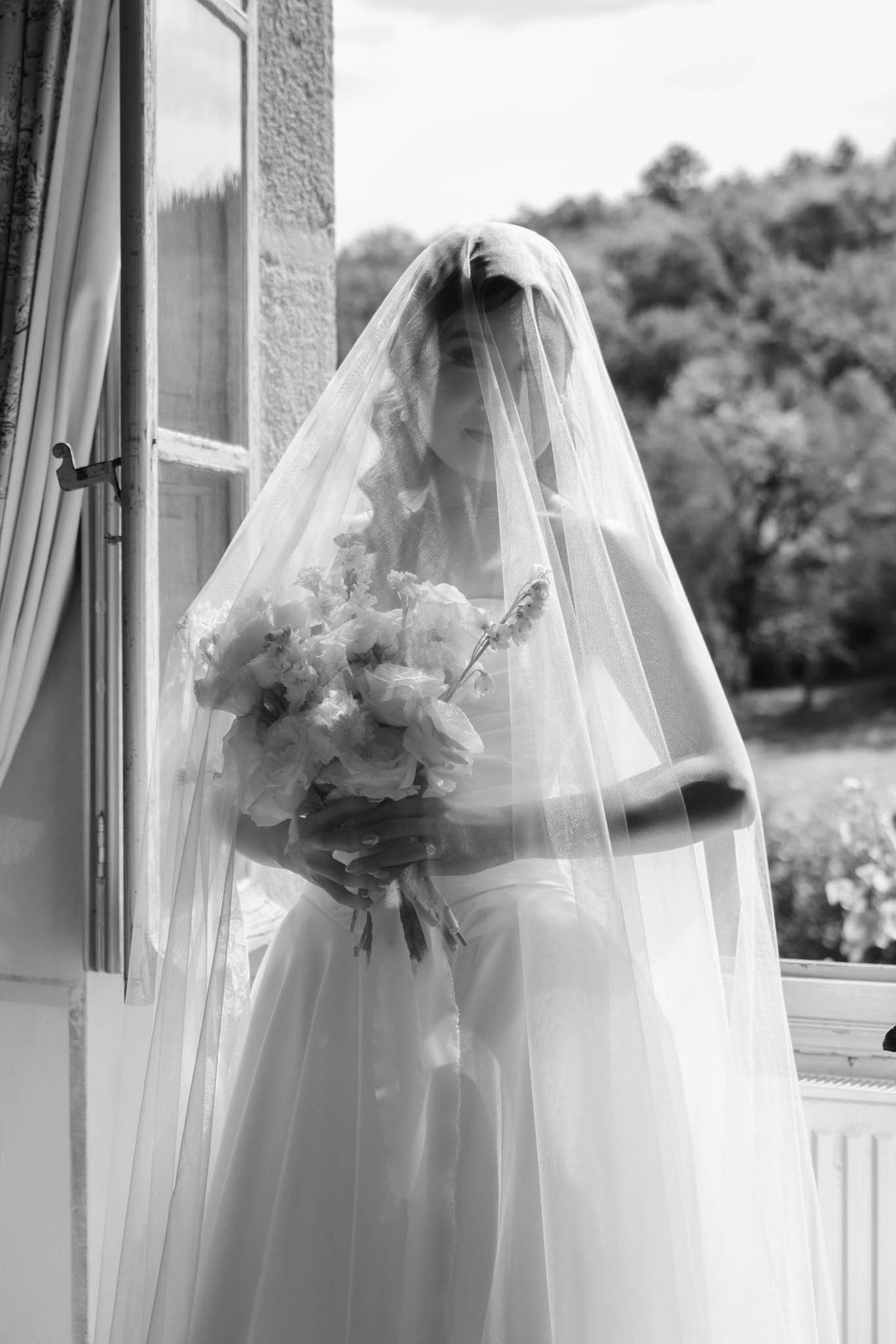 Bridal Portraits at Domaine le Castelet — Lisa and David