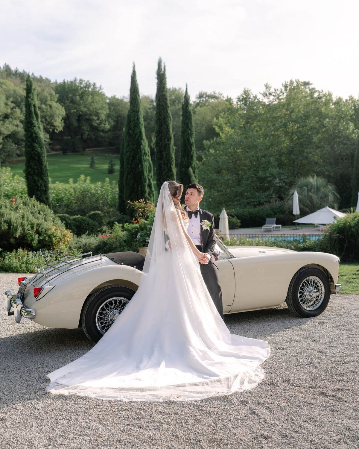 Couple Portraits at Domaine le Castelet — Lisa and David