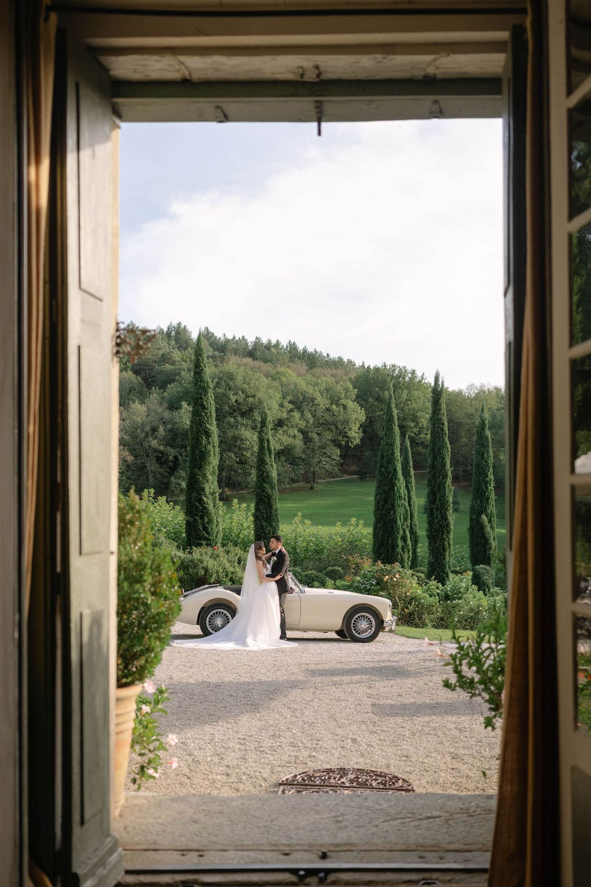 Couple Portraits at Domaine le Castelet — Lisa and David