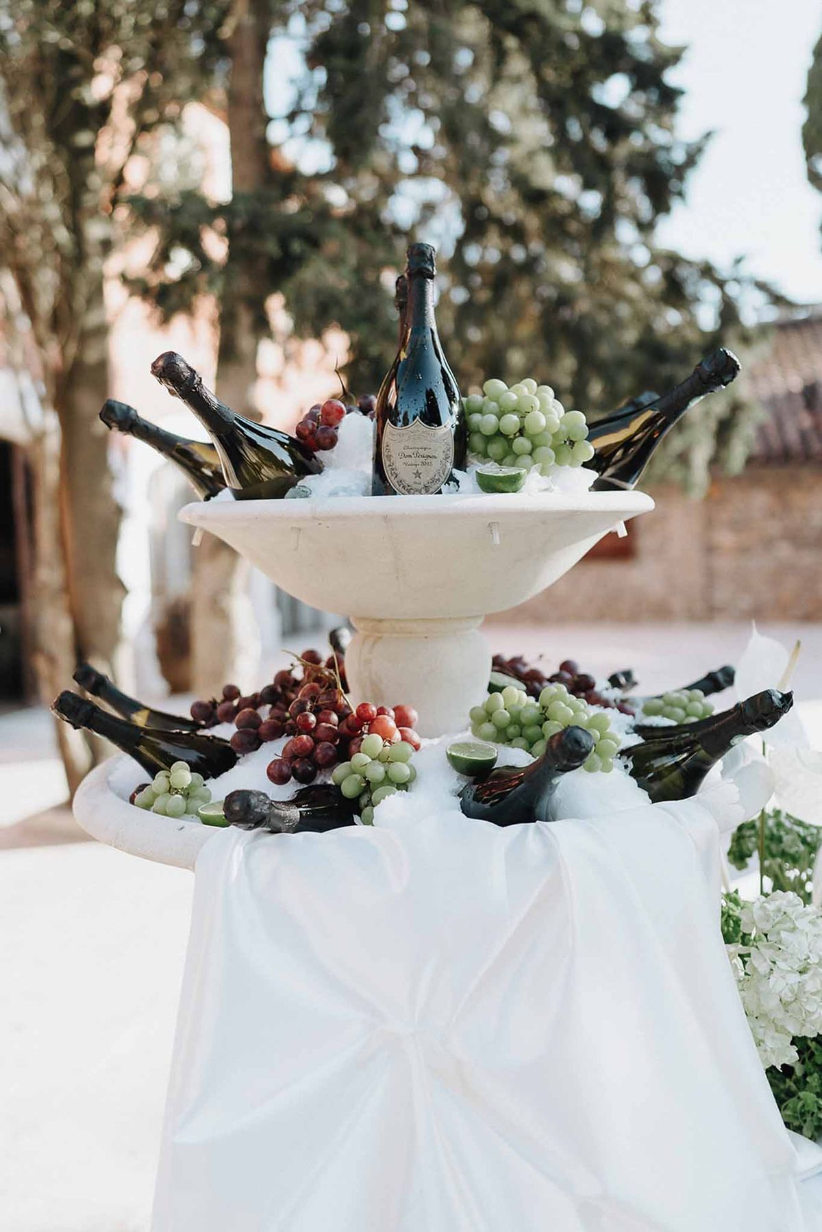 Wedding cocktail hour