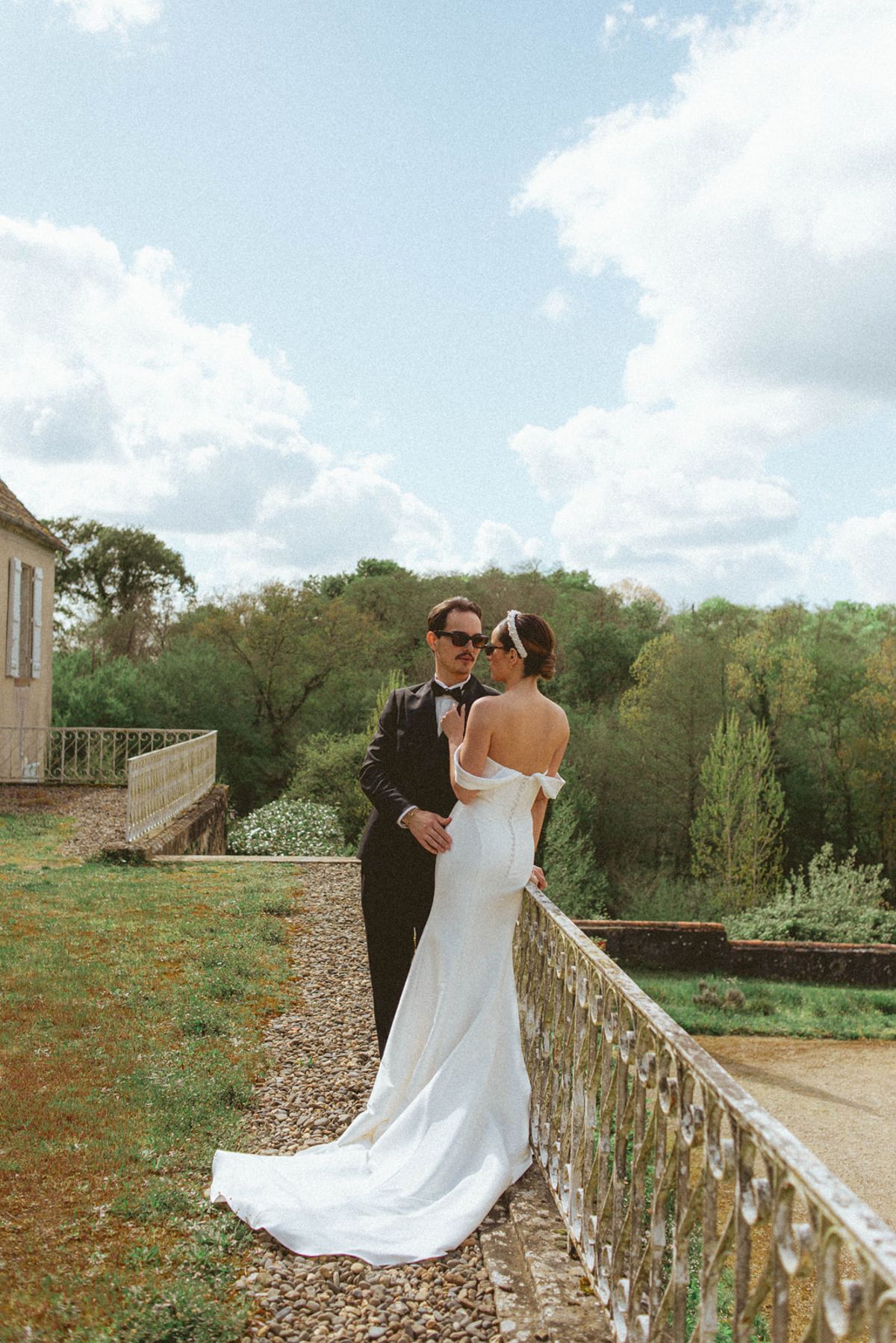 Couple portrait at Chateau de Campet