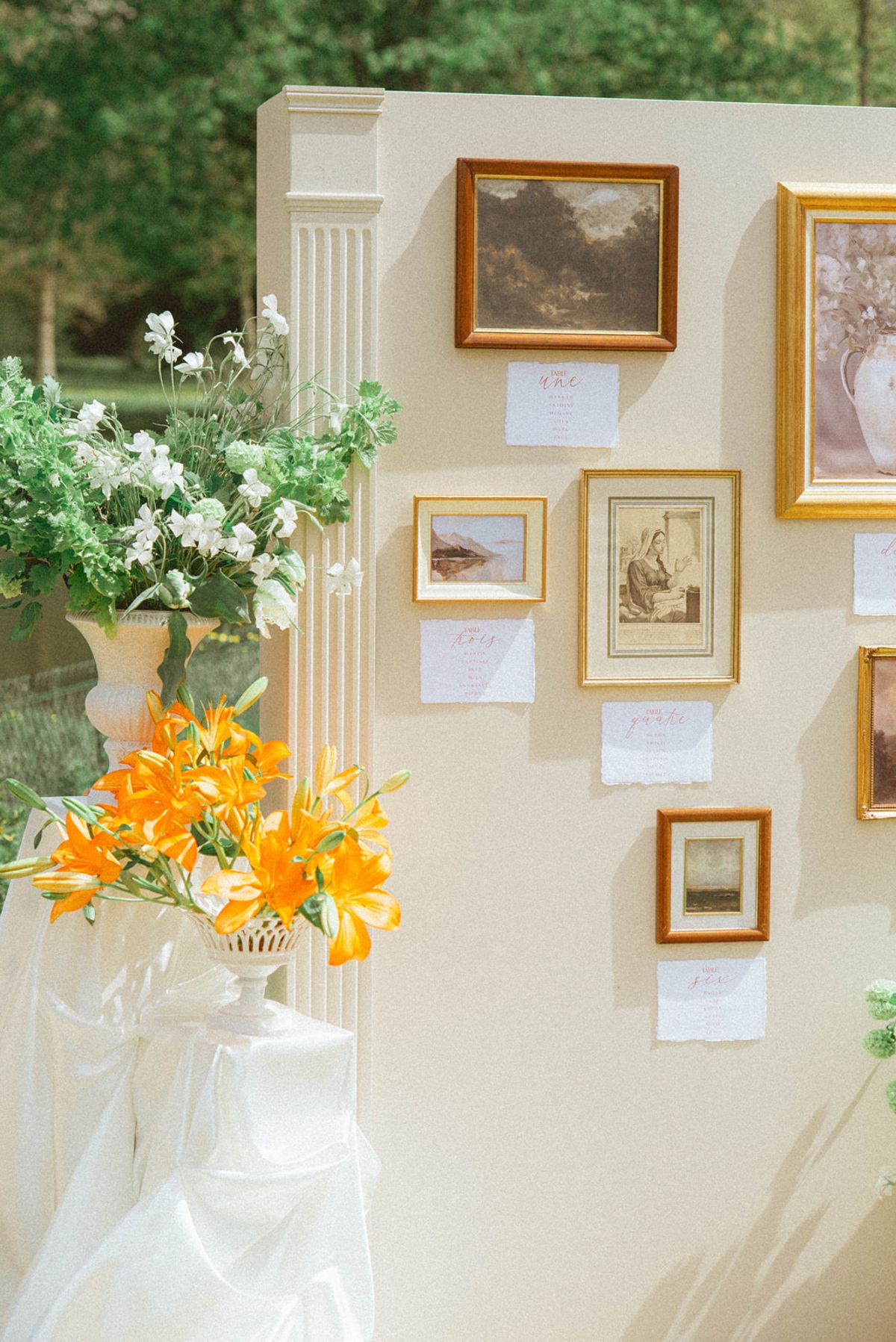 Orange-palette decor detail at Chateau de Campet