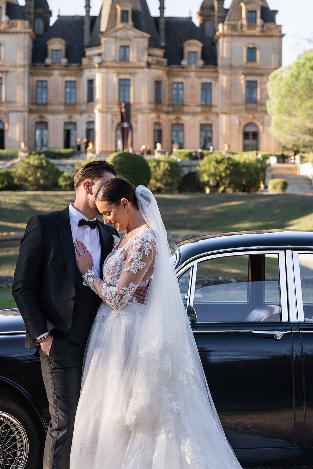 Café Couture: Laura and Scott's Chateau du Terral Styled Shoot in Occitanie