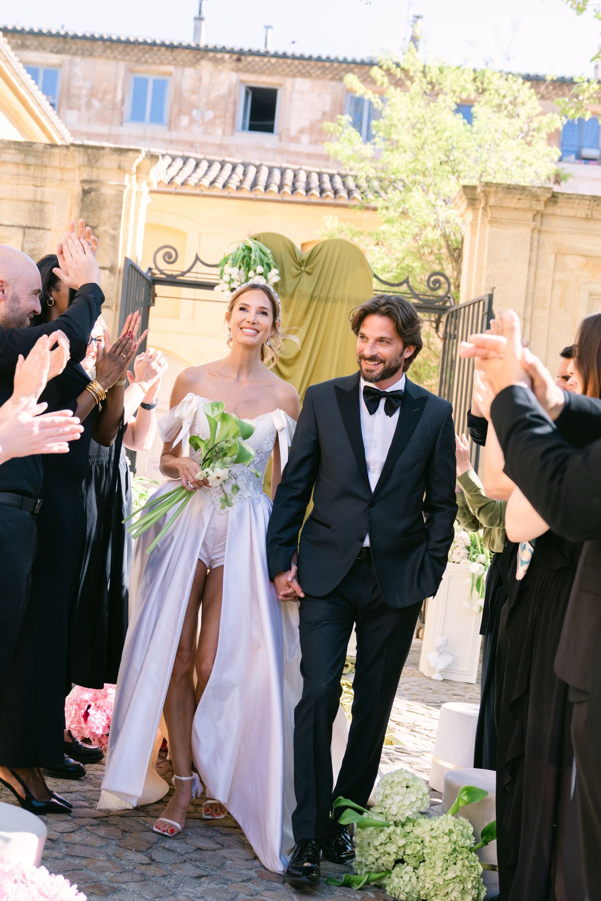 A Modern Baroque Styled Shoot at Chateau de la Gaude