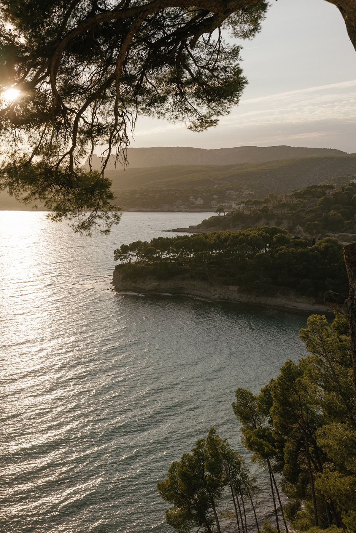 Bella and Jonny’s ceremony on the sea-deck terrace at Domaine de Canaille, Cassis