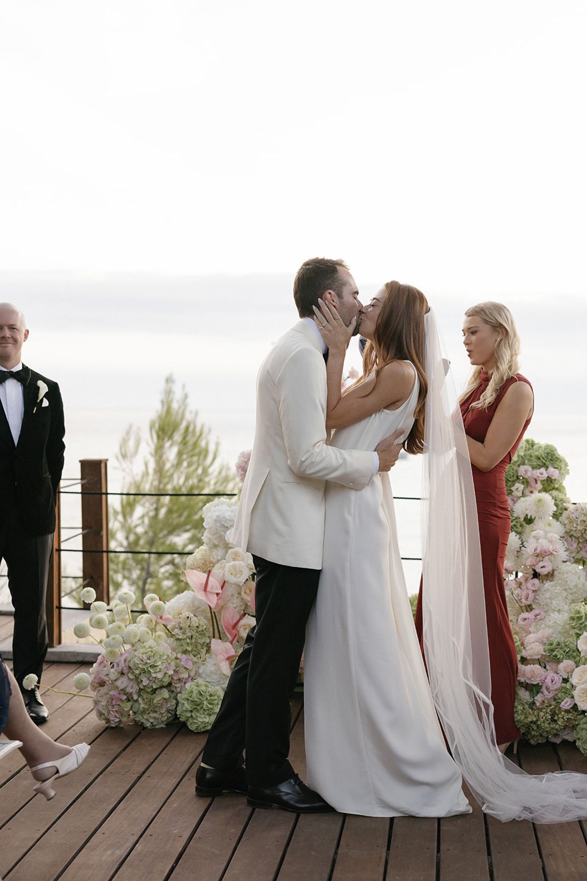 Bella and Jonny’s ceremony on the sea-deck terrace at Domaine de Canaille, Cassis