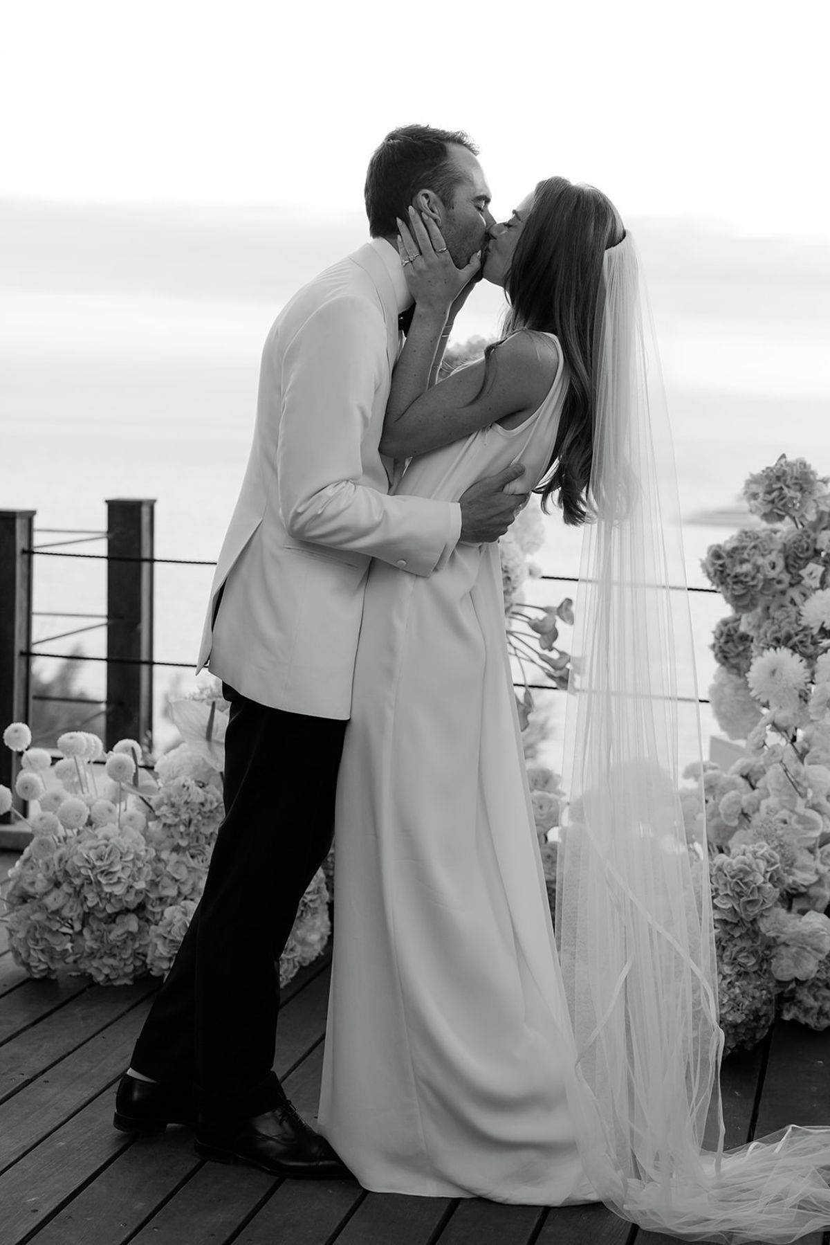 Bella and Jonny’s ceremony on the sea-deck terrace at Domaine de Canaille, Cassis