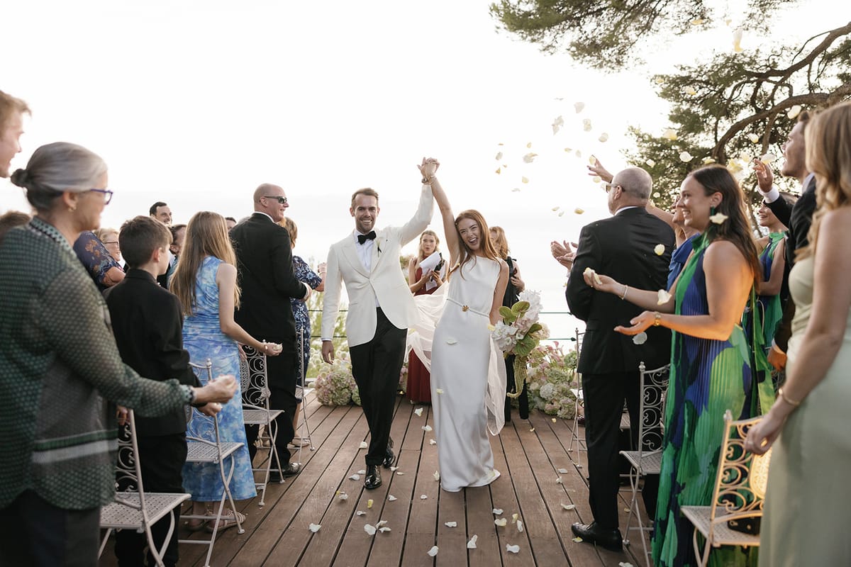 Bella and Jonny’s ceremony on the sea-deck terrace at Domaine de Canaille, Cassis