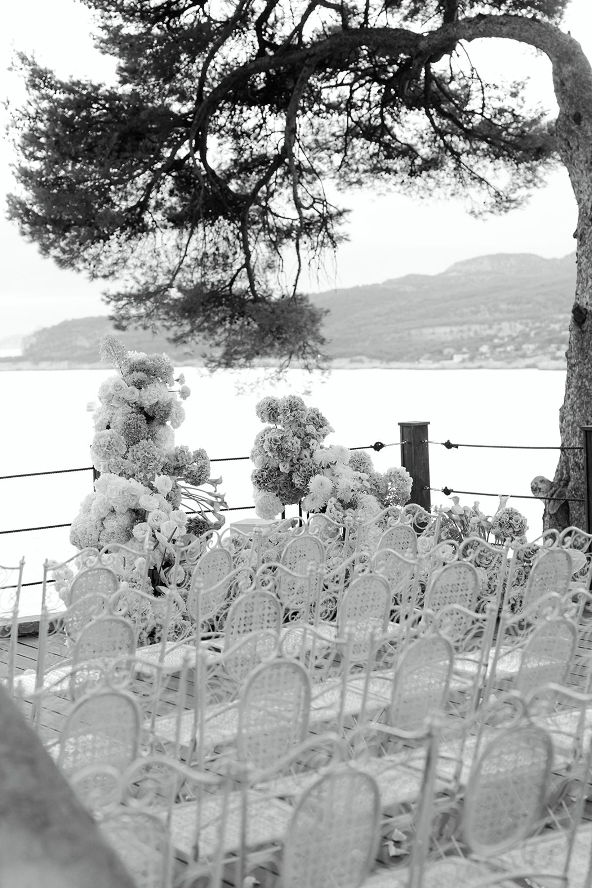 Bella and Jonny’s ceremony on the sea-deck terrace at Domaine de Canaille, Cassis