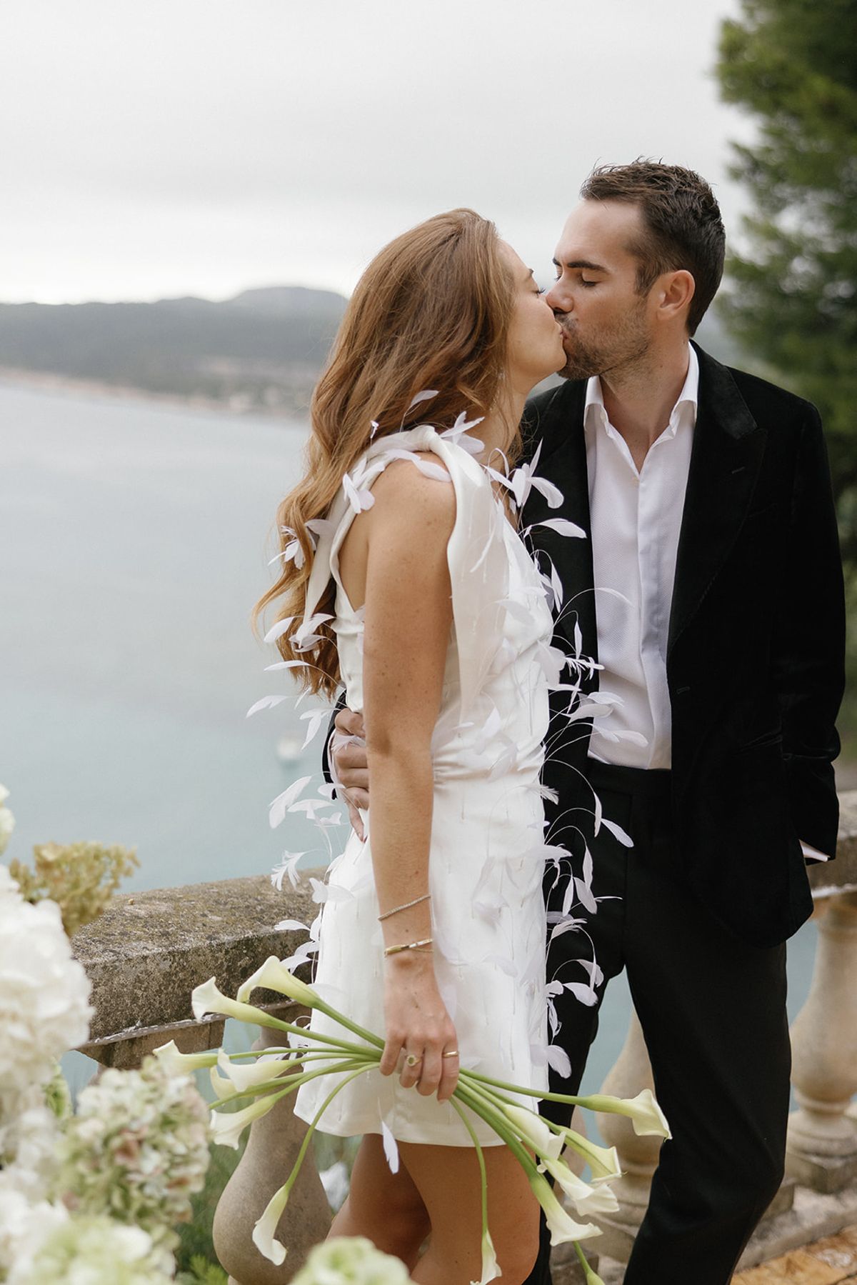 Bella and Jonny during the day-after celebration at Domaine de Canaille, Cassis