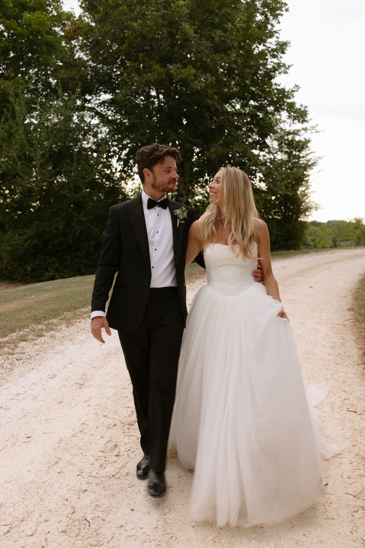 Amy and Oscar photographed at Chateau de Cazenac in the Dordogne