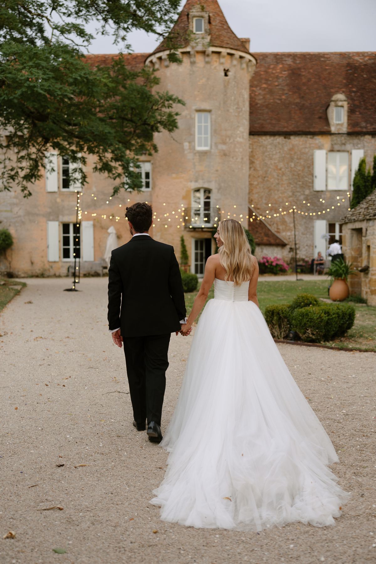 Amy and Oscar photographed at Chateau de Cazenac in the Dordogne