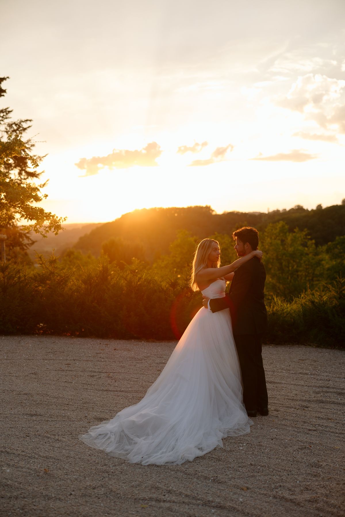 Amy and Oscar photographed at Chateau de Cazenac in the Dordogne
