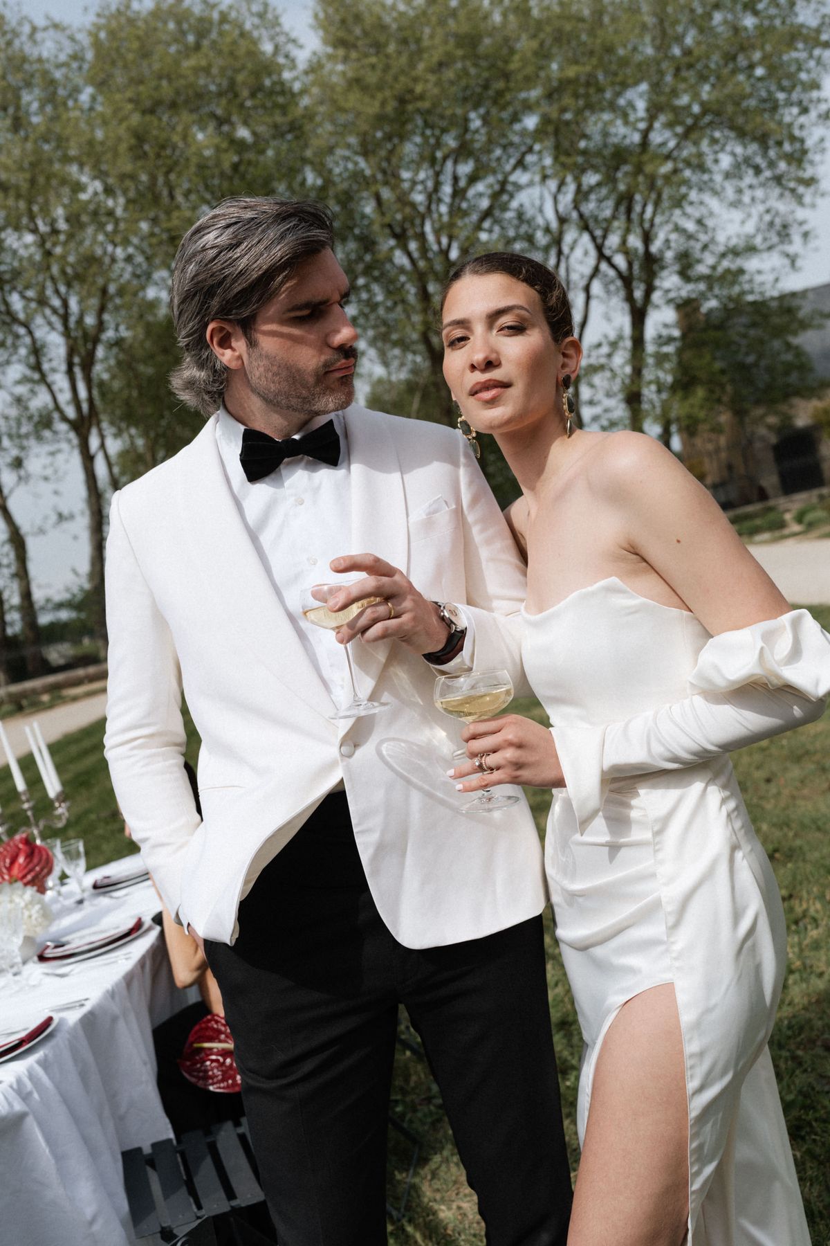 Old money styled shoot at Domaine le Mezo, Brittany, the cocktail hour