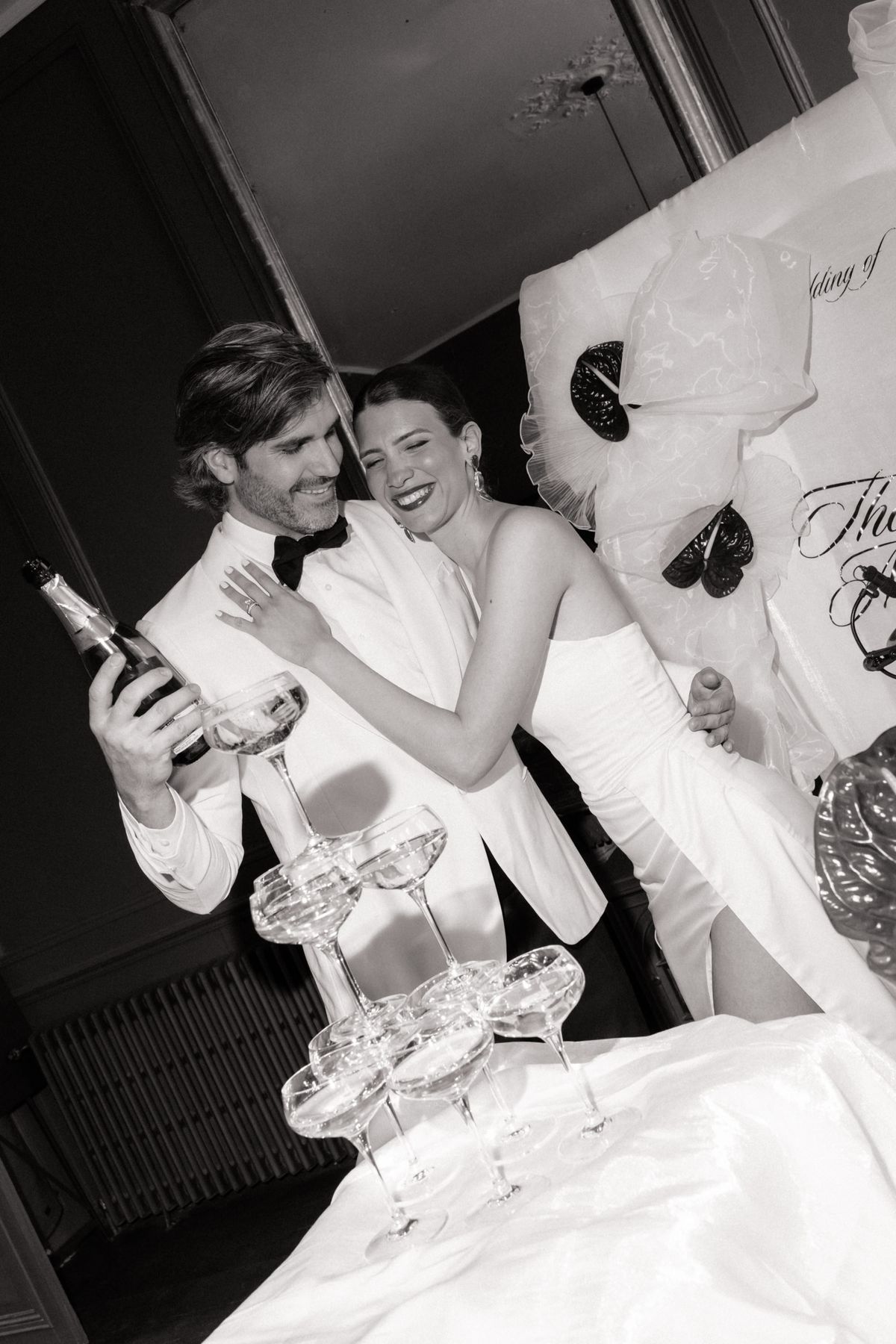 Old money styled shoot at Domaine le Mezo, Brittany, the reception table