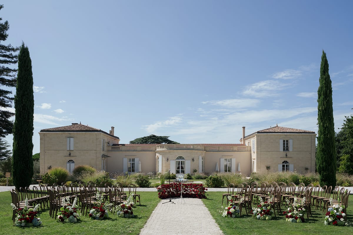 A Ring Warming and Bow-Tie Seating at Château Gassies