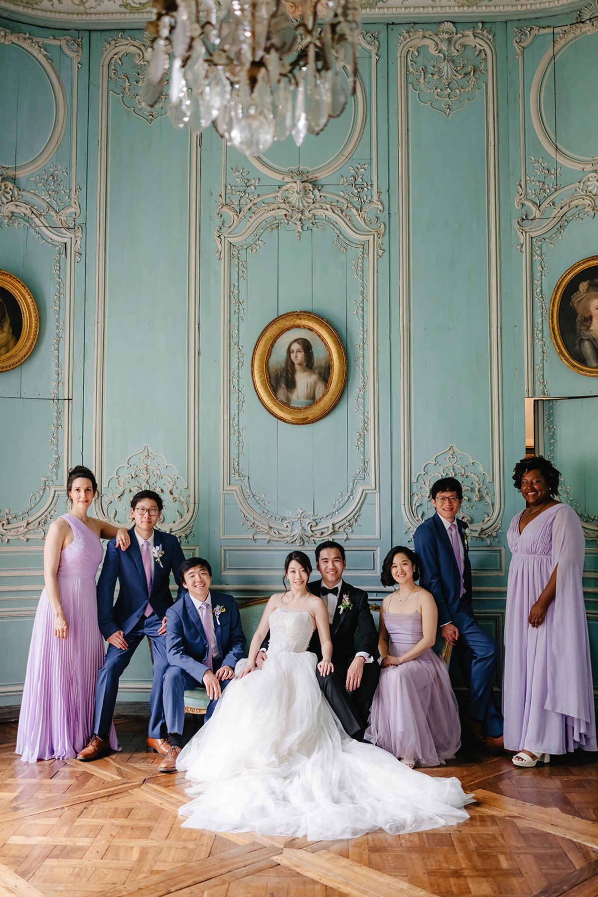 Full bridal party group portrait in the blue panelled room