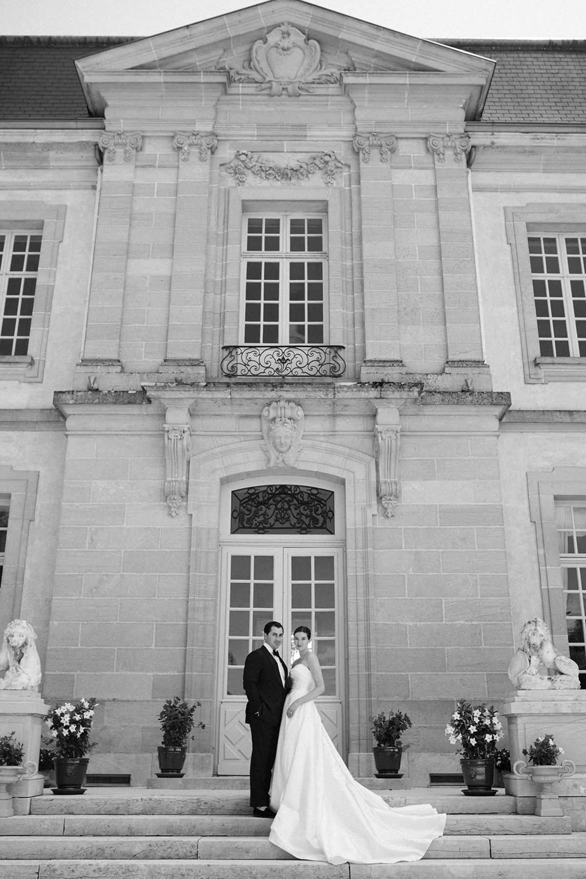 Haley and Tyler at the entrance of La Chassagne