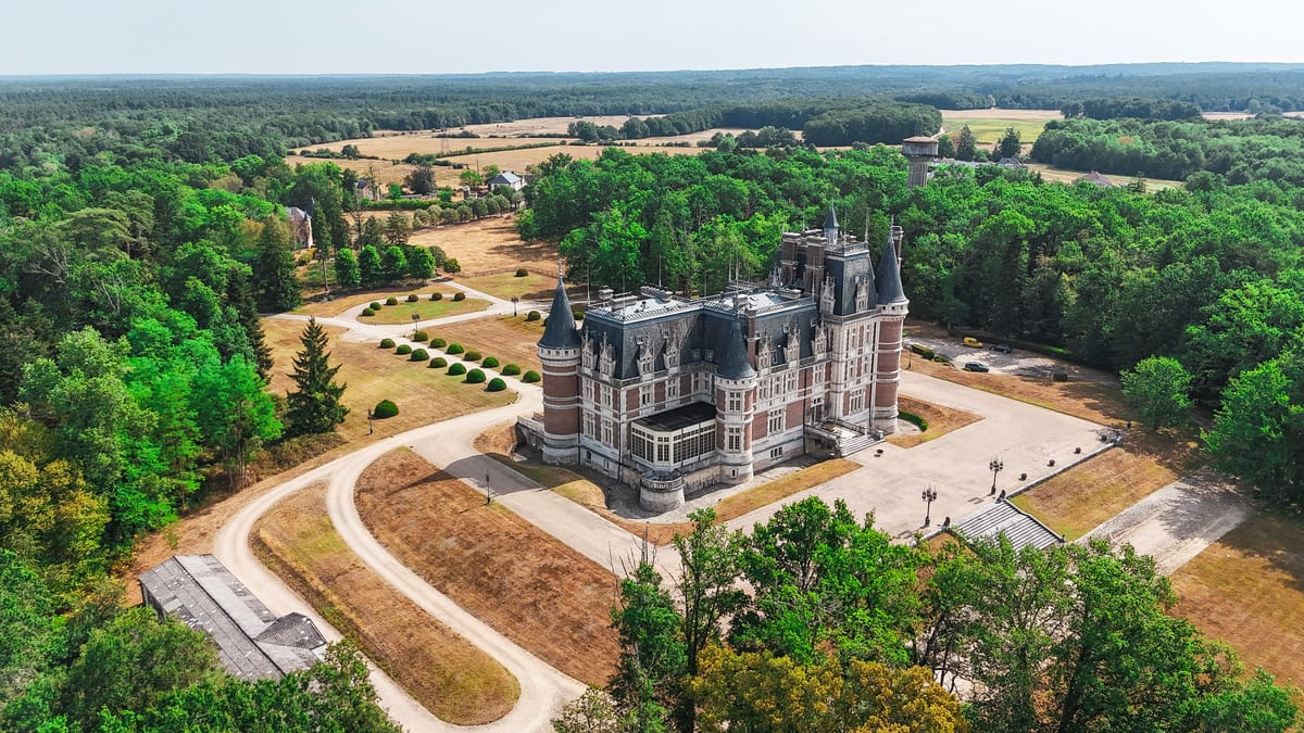 Aerial view of Château Changeux within the Foret Domaniale de Vouzeron
