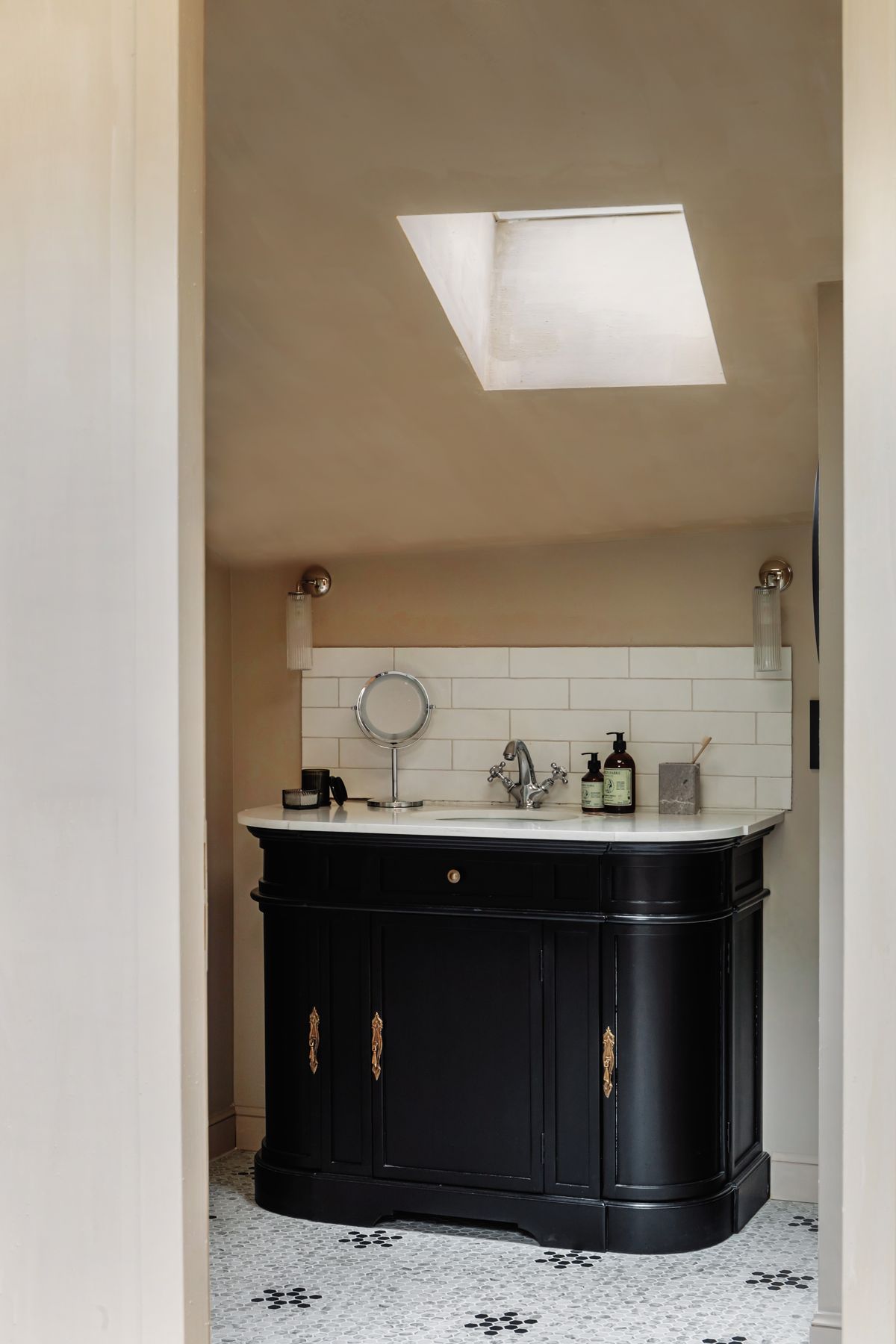 Château de Beaulieu — Bathroom, third room